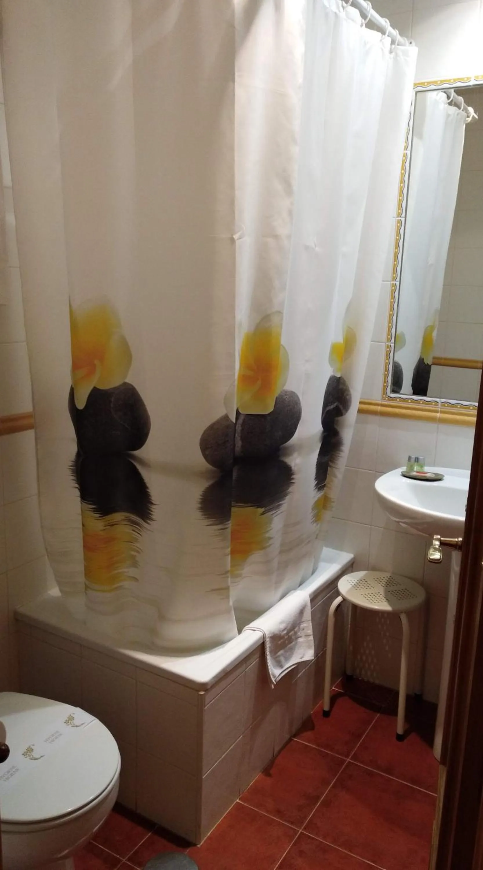 Bathroom in Hotel Rural El Yantar de Gredos