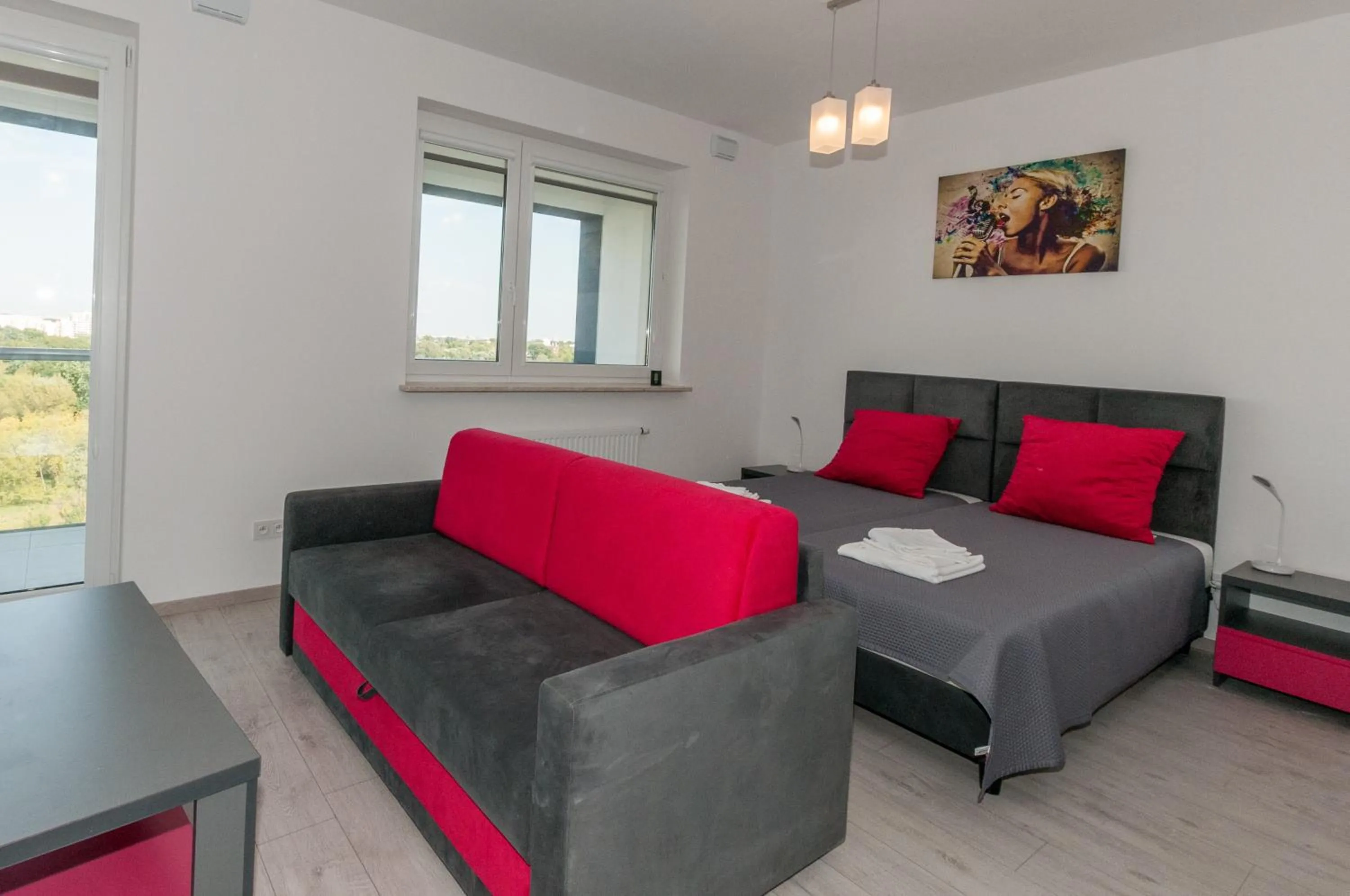 Day, Bed in Pop Art Apartments