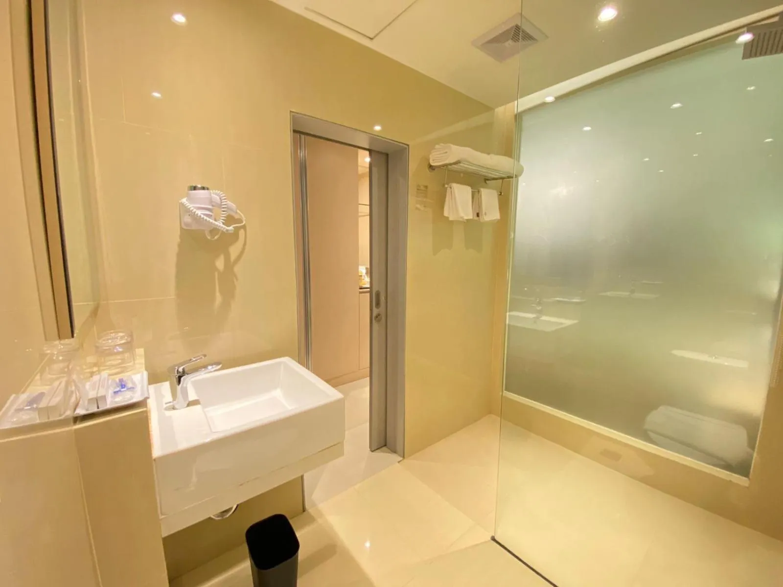 Bathroom in Classie Hotel