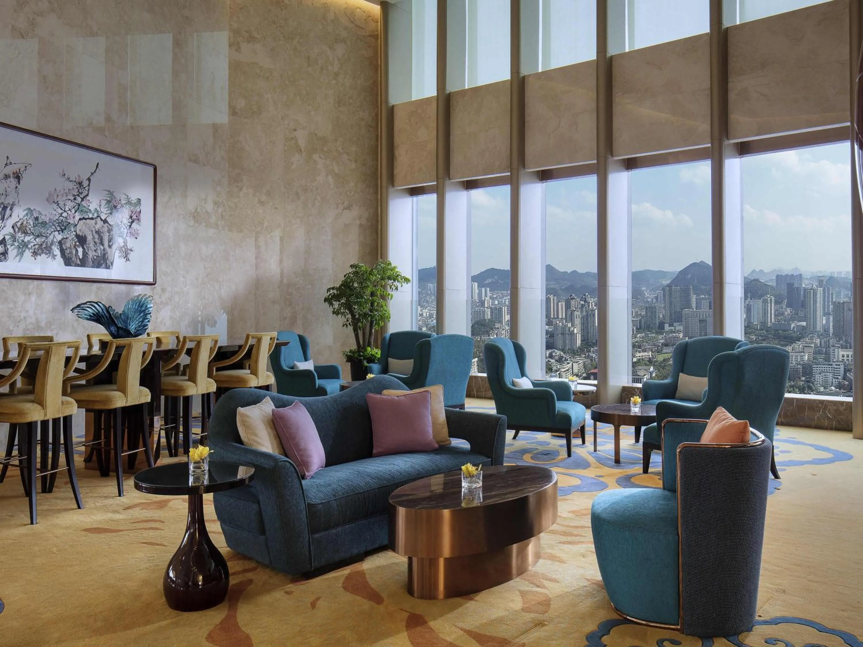 Lounge or bar in Sofitel Guiyang Hunter