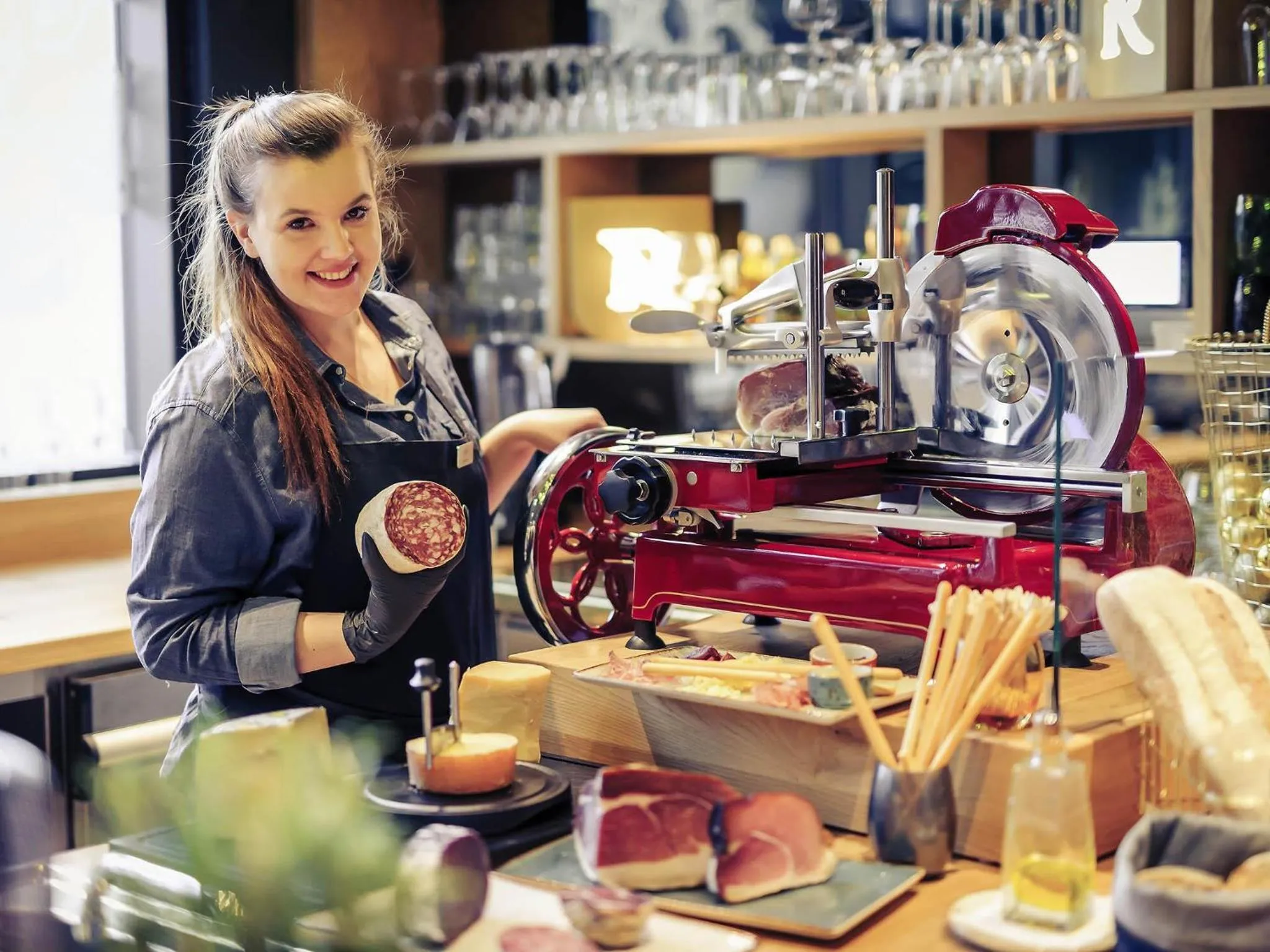 Lounge or bar in MERCURE Hotel Berlin Wittenbergplatz