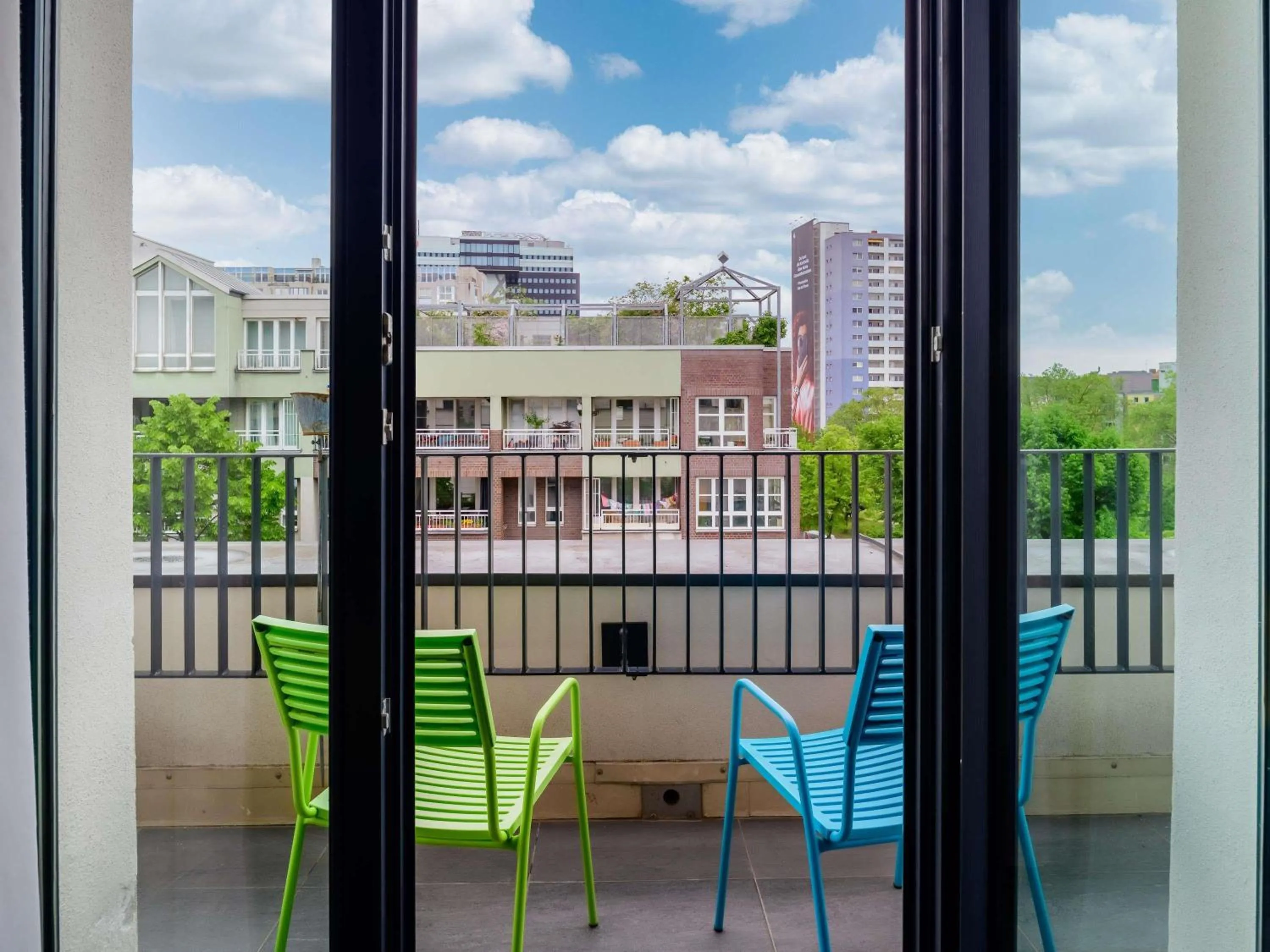 Bedroom in MERCURE Hotel Berlin Wittenbergplatz