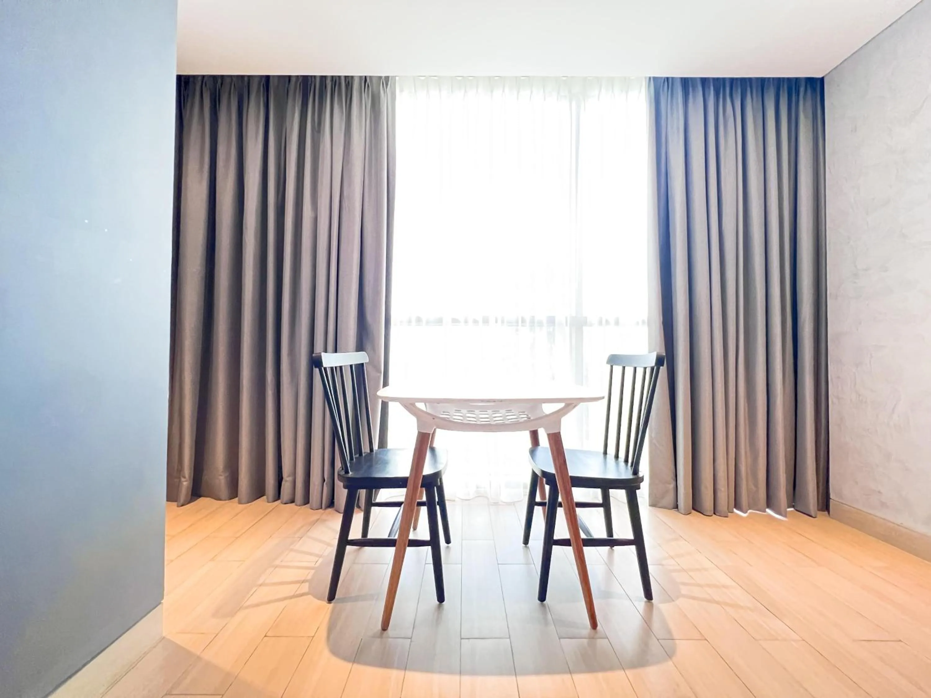 Dining area in ibis Styles Batam Nagoya