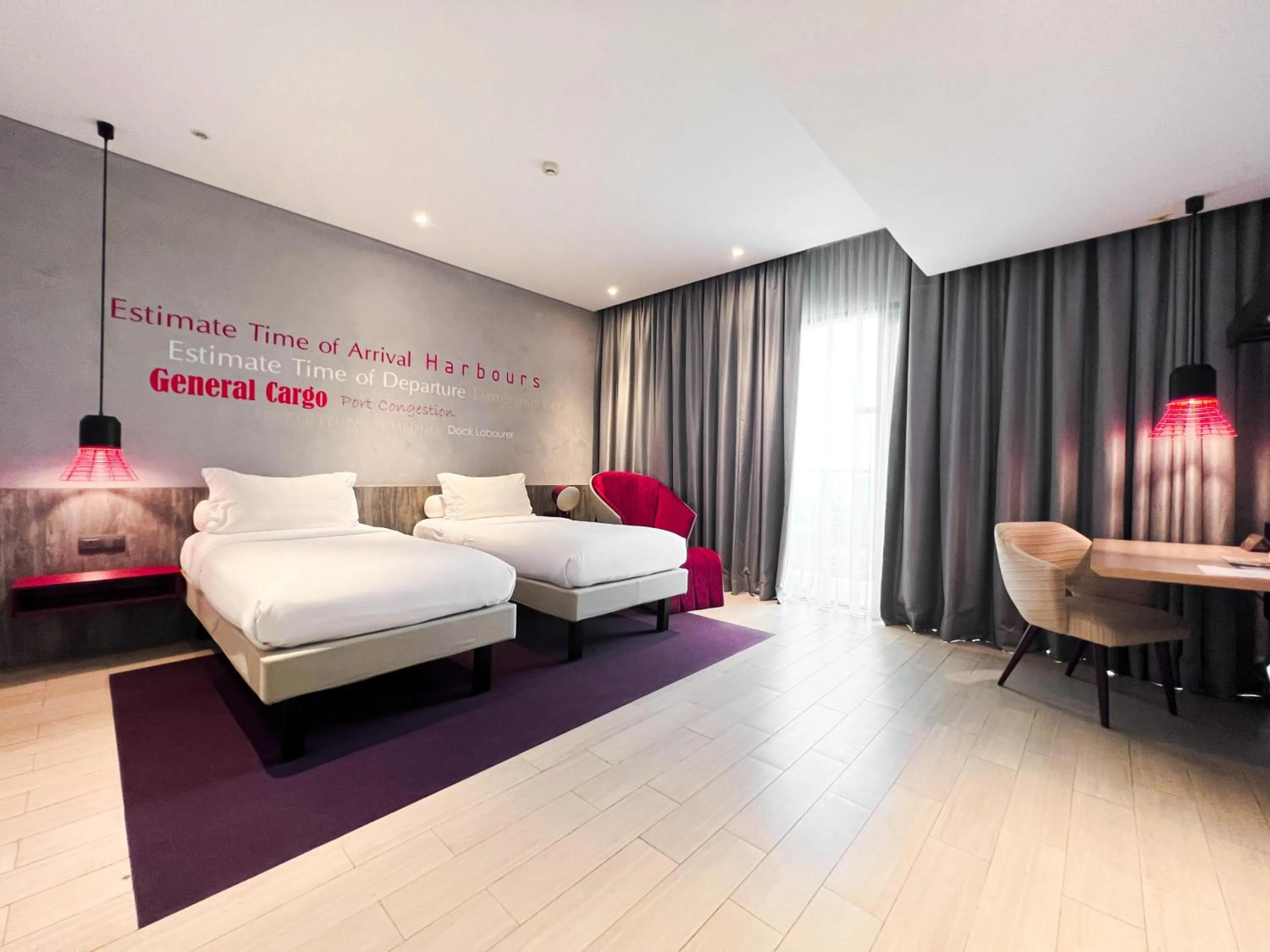 Bed in ibis Styles Batam Nagoya