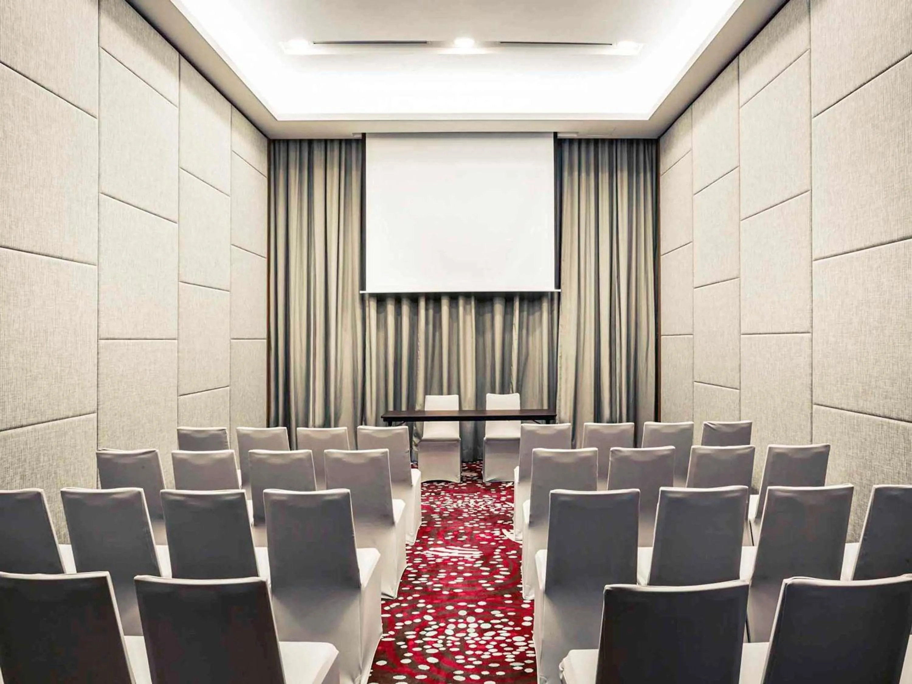 Meeting/conference room in Mercure Kuala Lumpur Shaw Parade
