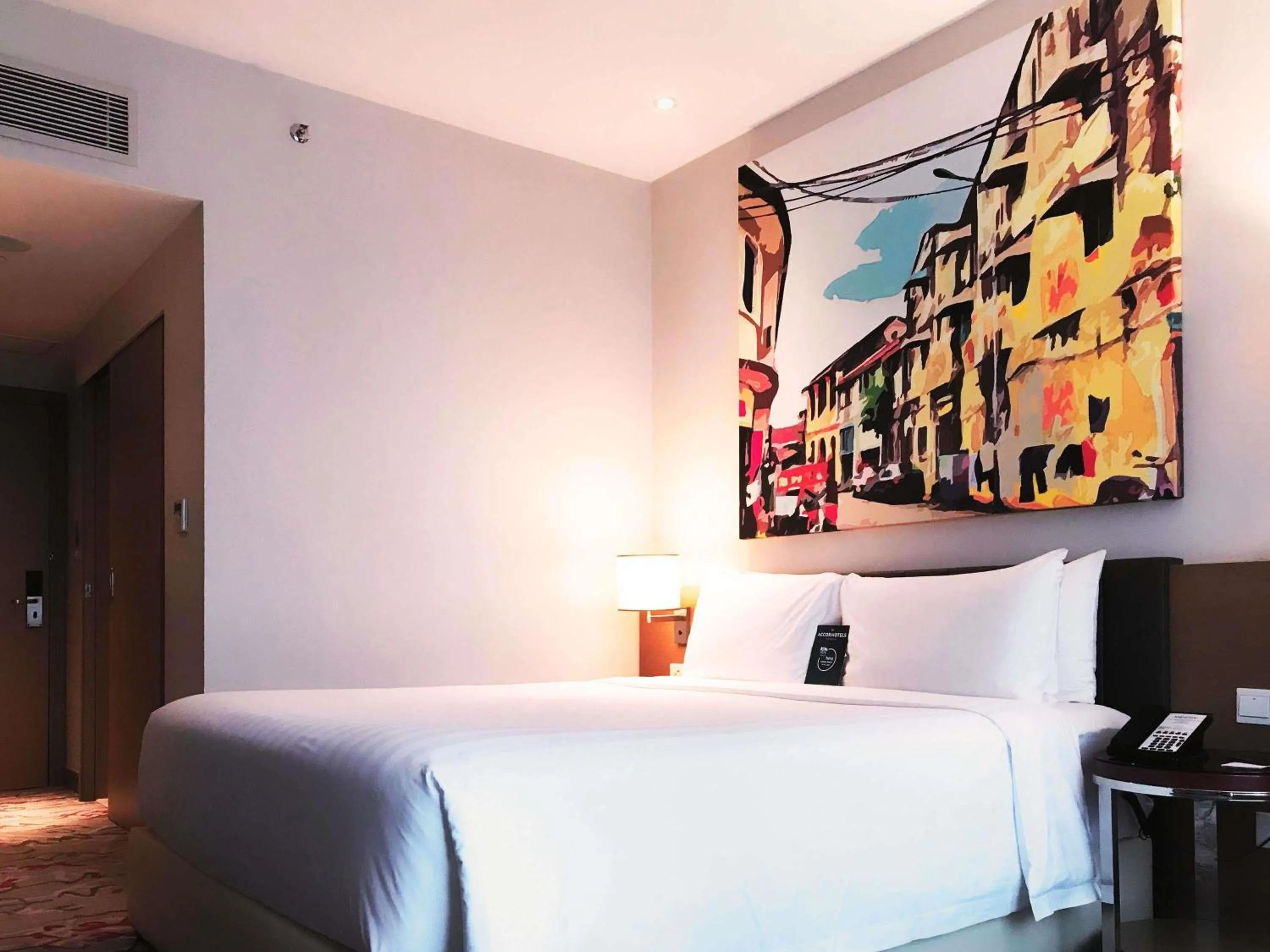 Bedroom, Bed in Mercure Kuala Lumpur Shaw Parade