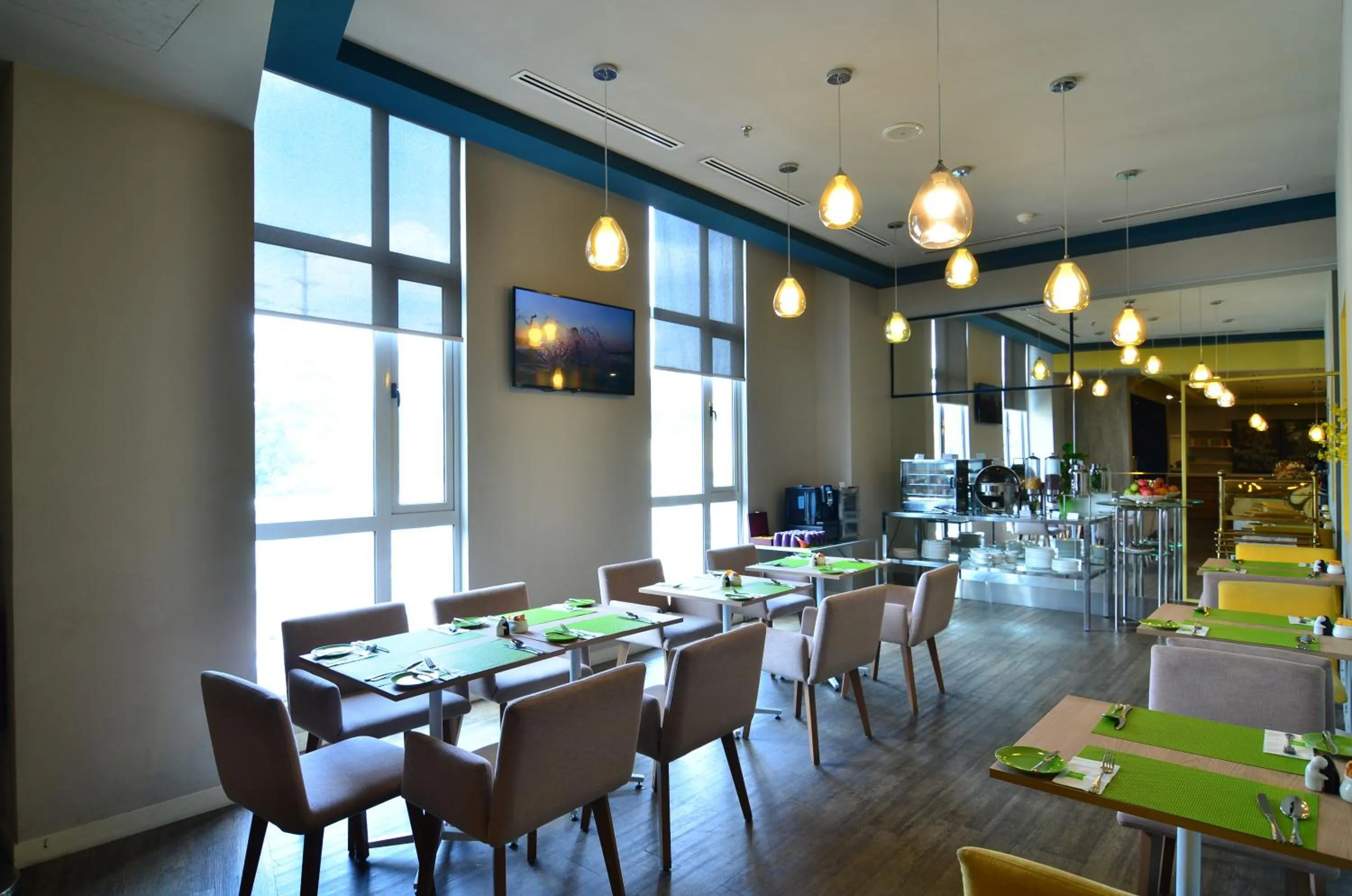 Restaurant/places to eat in ibis Styles Kuala Lumpur Sri Damansara