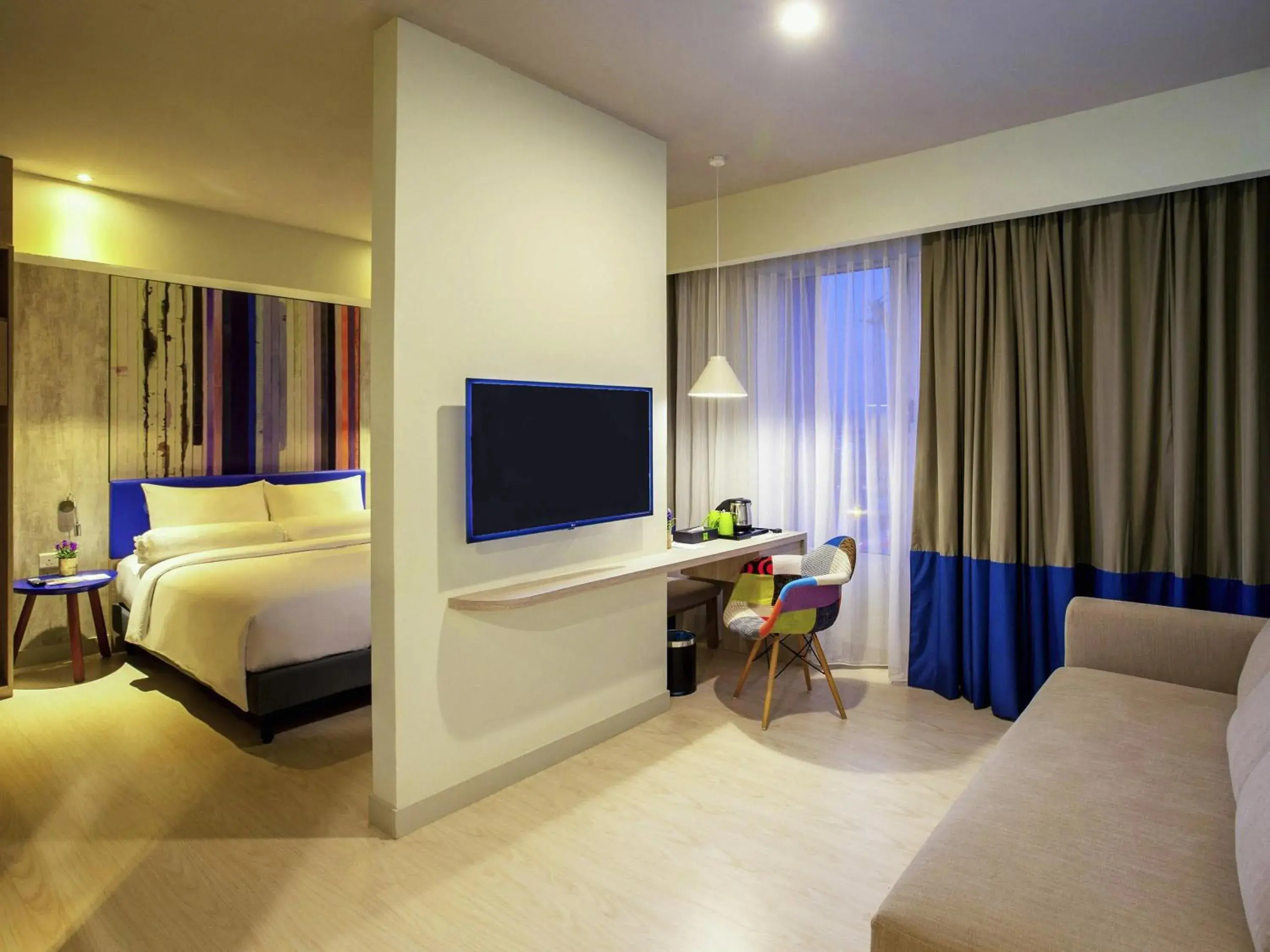 Family Queen Suite with Sofa Bed in ibis Styles Kuala Lumpur Sri Damansara Family Queen Suite with Sofa Bed in ibis Styles Kuala Lumpur Sri Damansara
