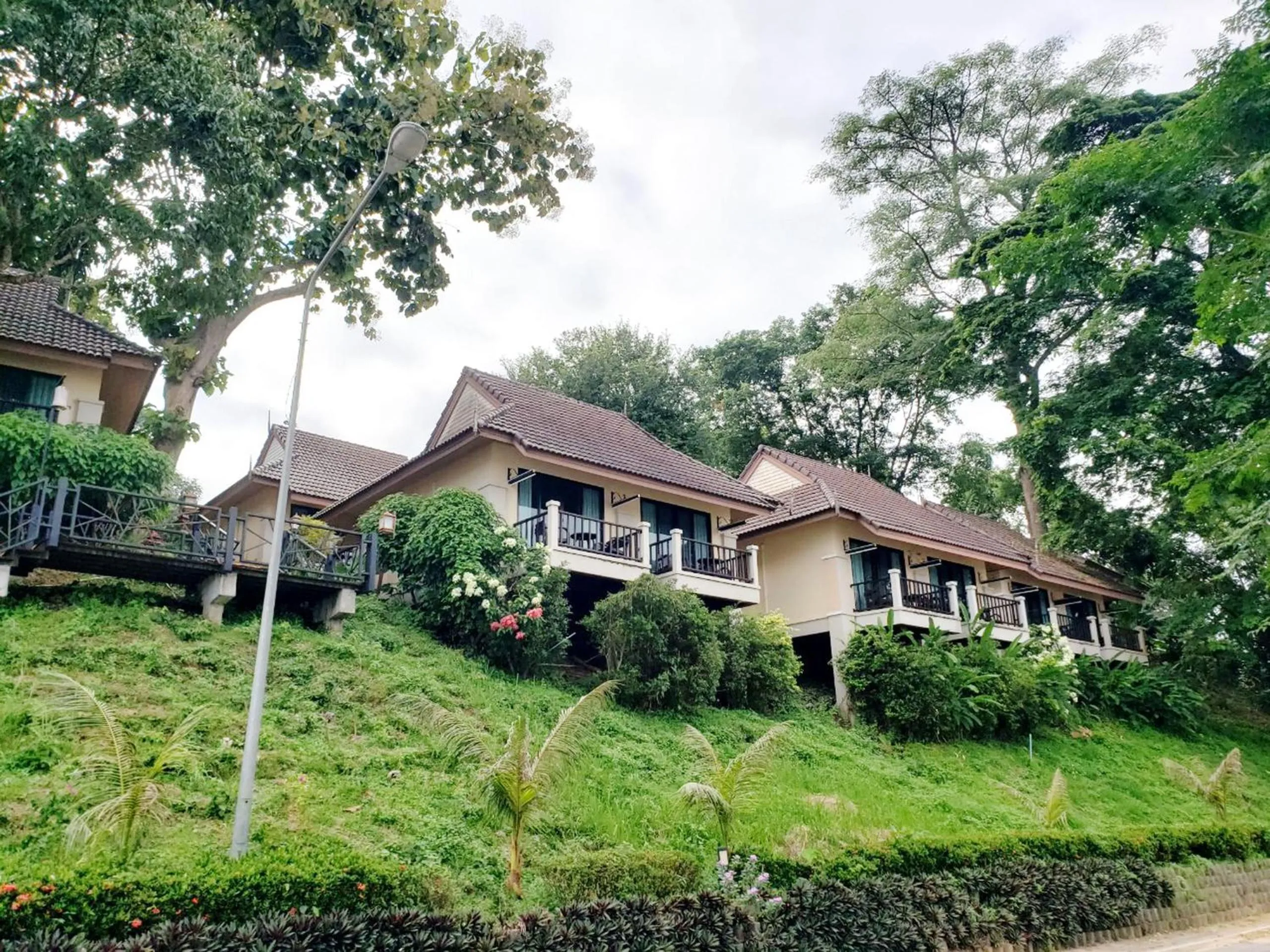 Chiangkhong Teak Garden Riverfront Onsen Hotel- SHA Extra Plus