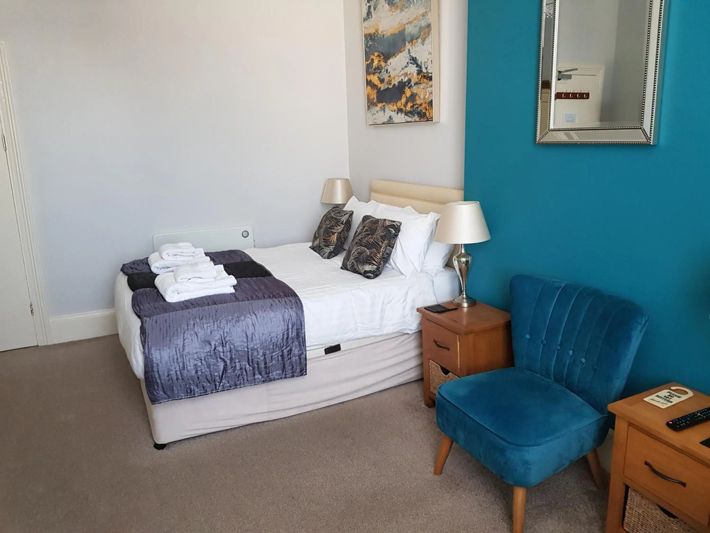 Bedroom in Barclay Court Guest House