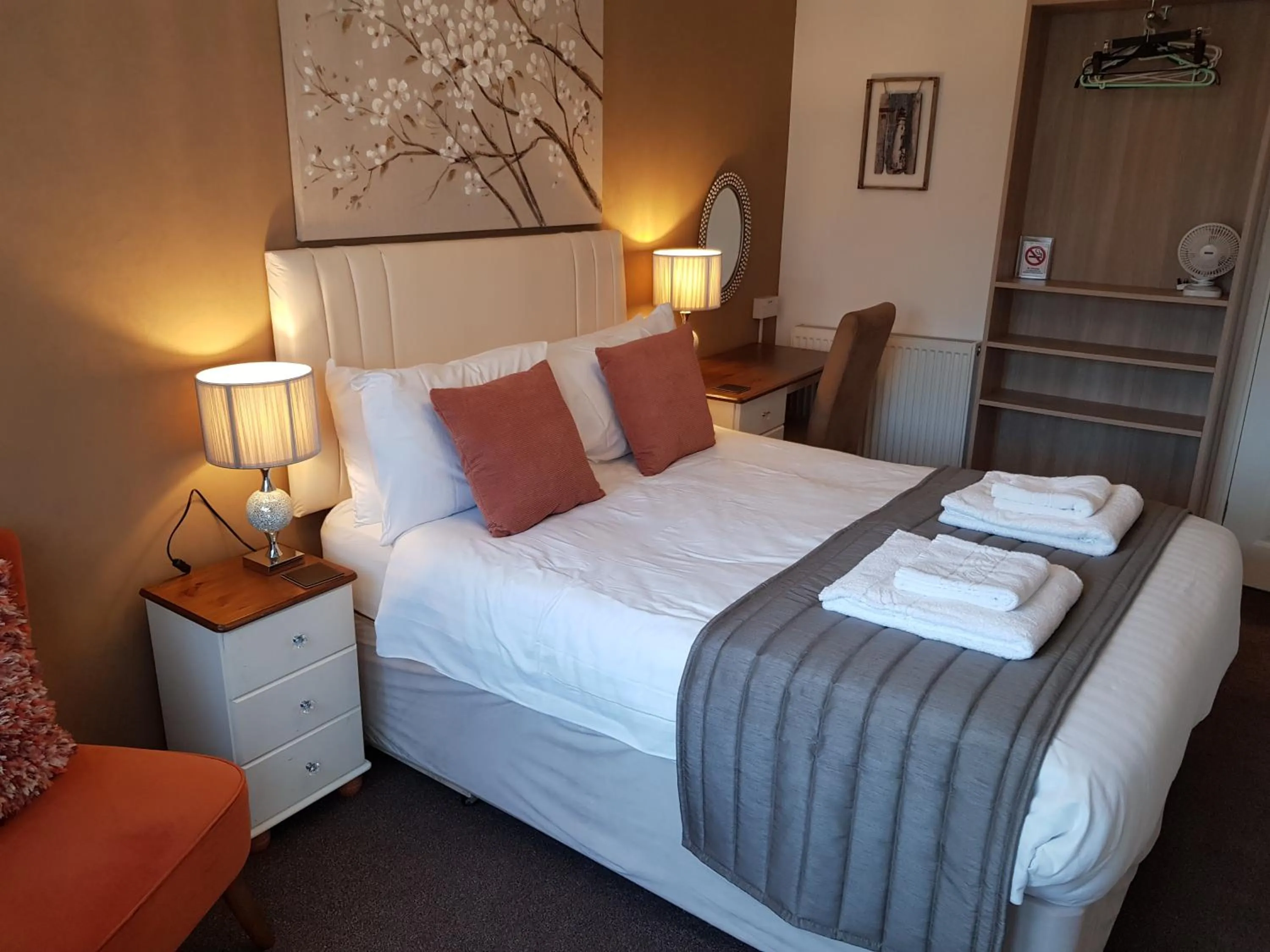 Property building in Barclay Court Guest House