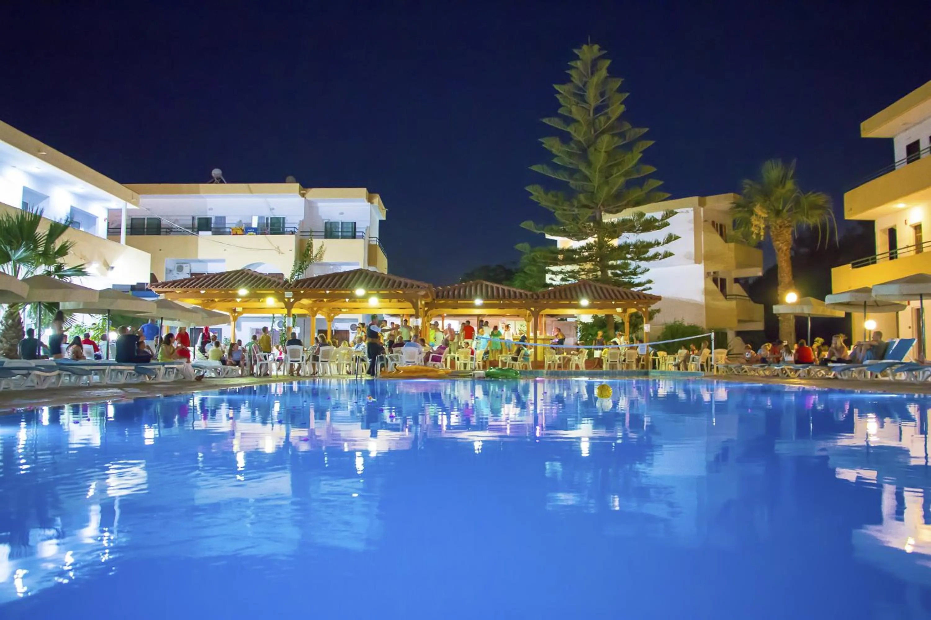 Swimming pool in Marathon Hotel - All Inclusive