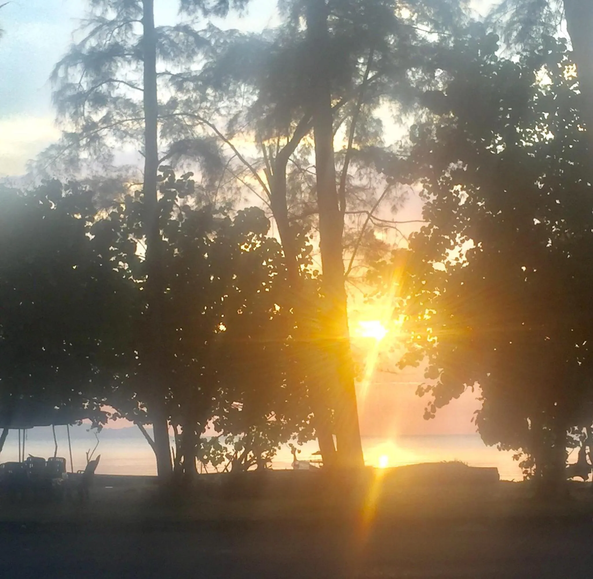 Pakmeng Beach Resort