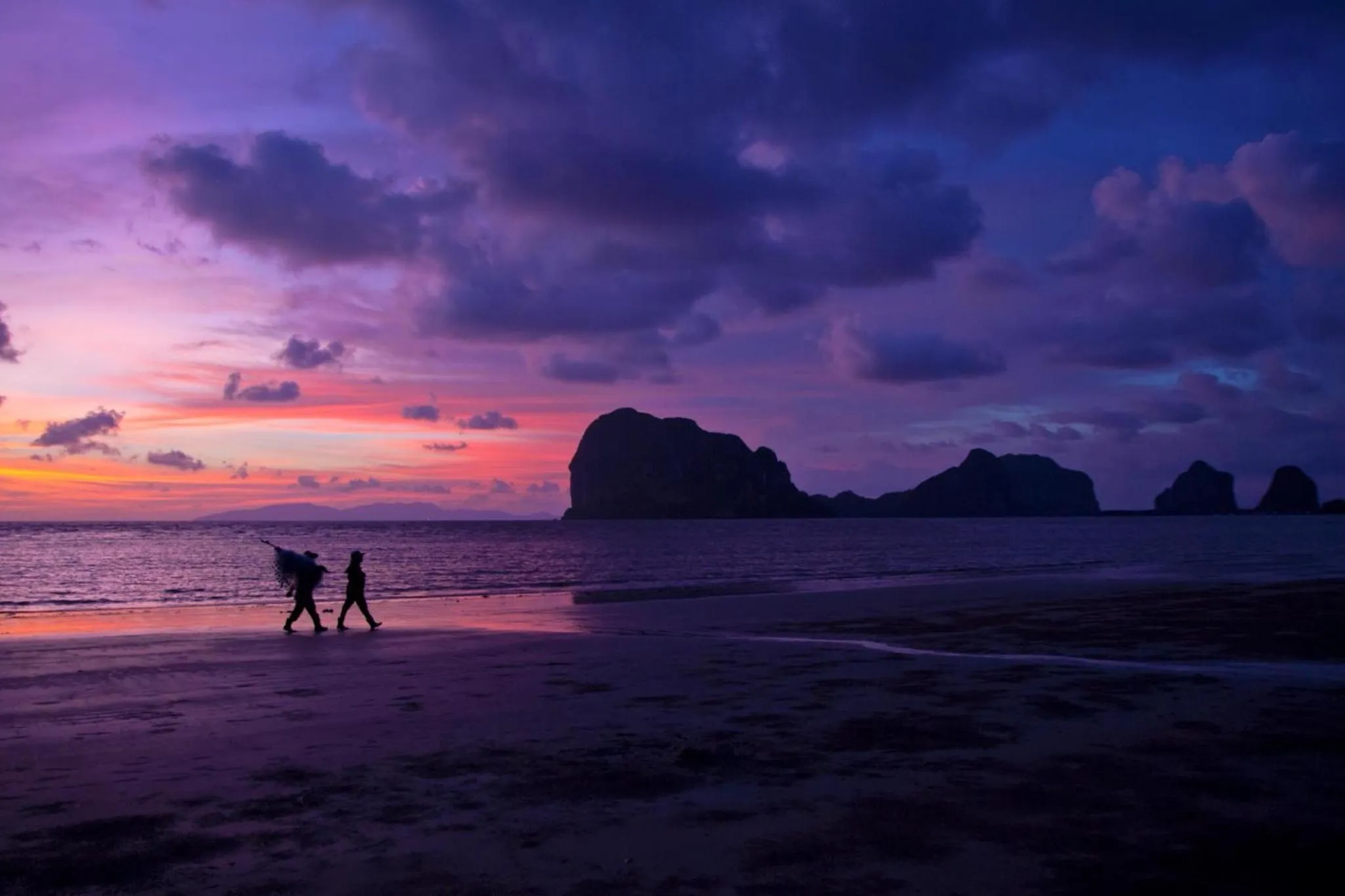 Pakmeng Beach Resort