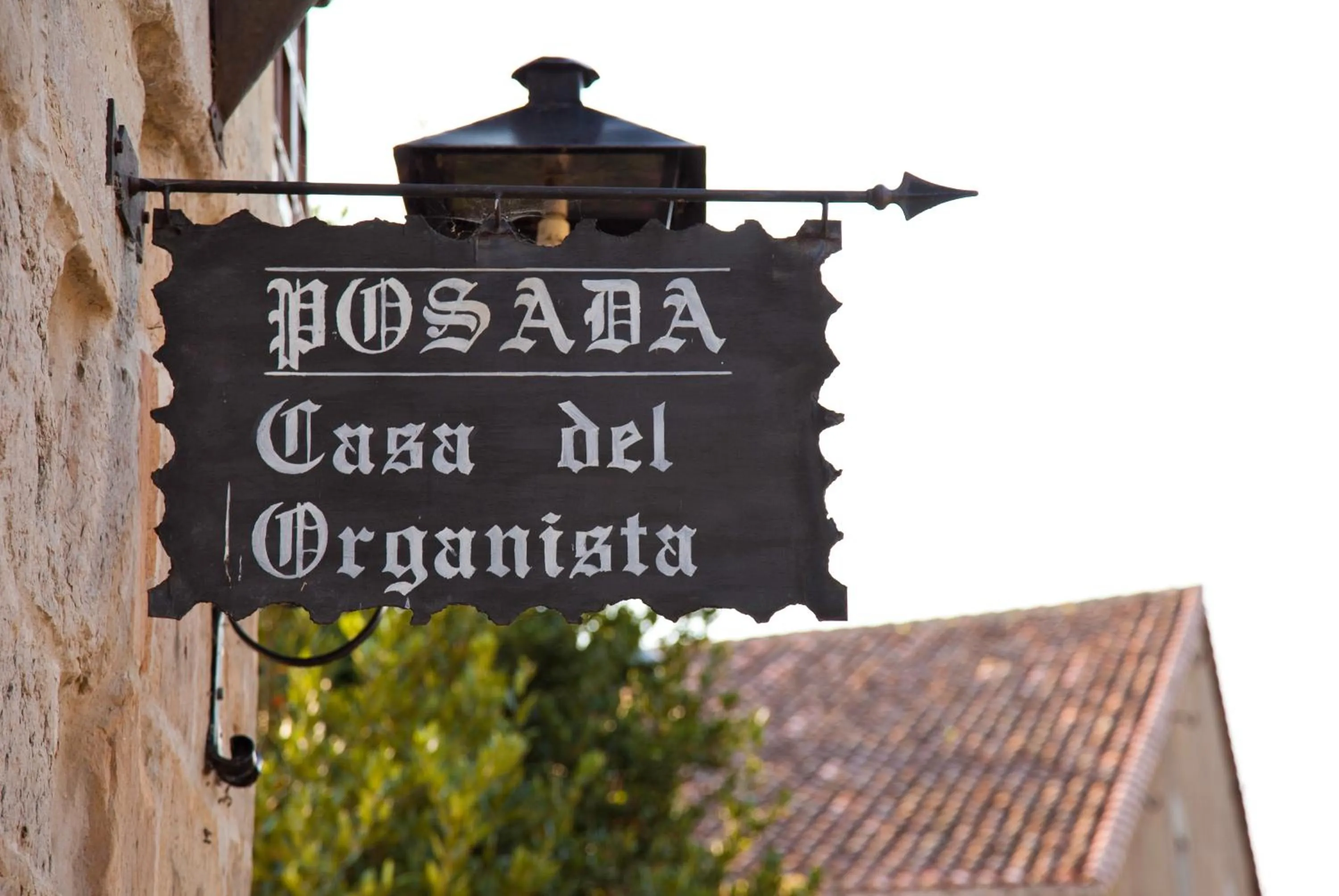 Facade/entrance in La Casa del Organista