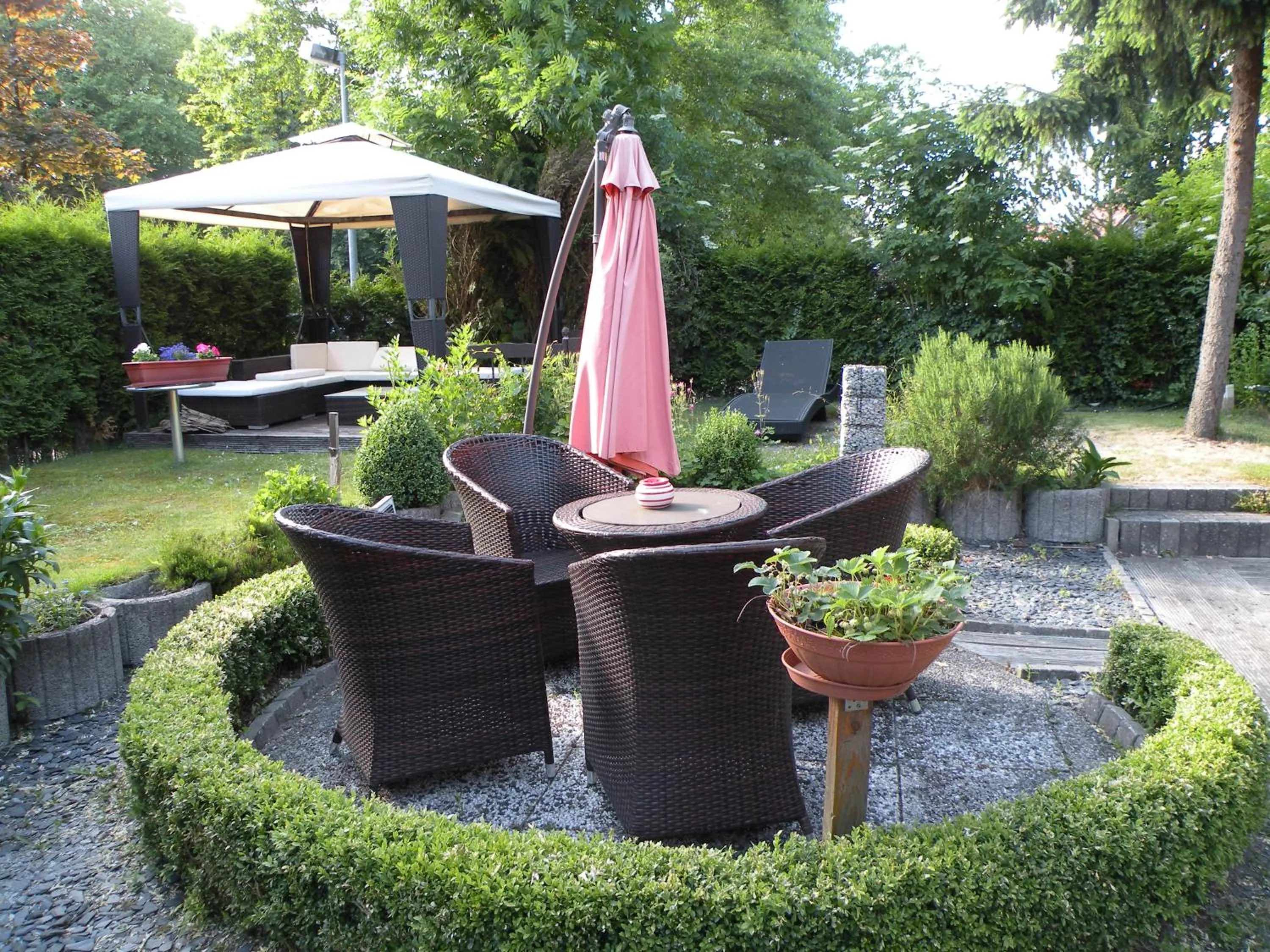 Garden in Hotel Garni Kröger