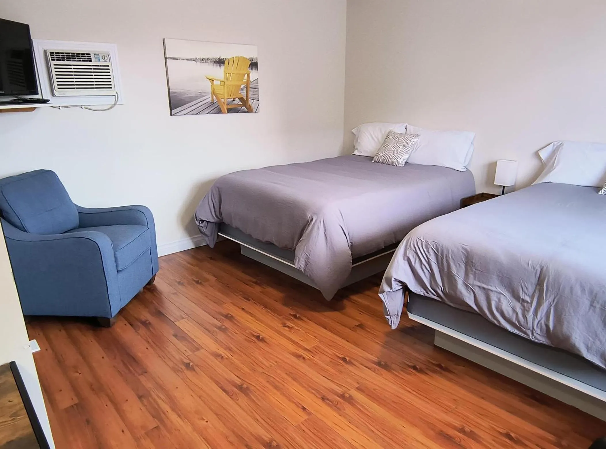 Bed in Motel Cabano-Relais