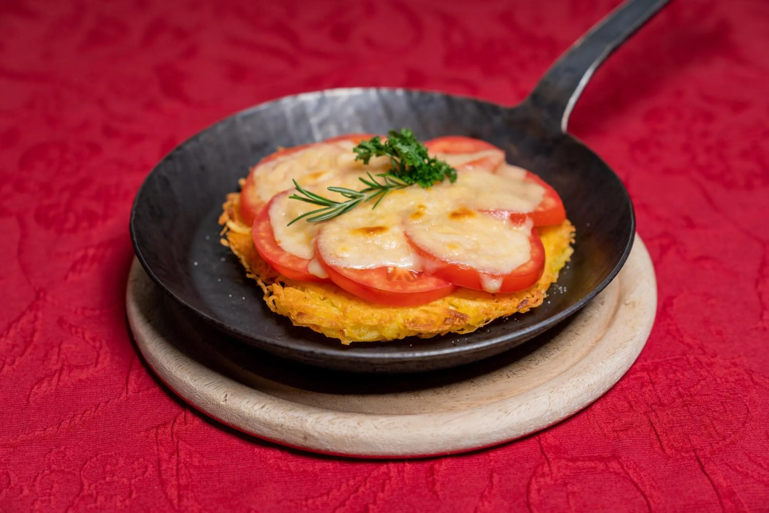 Food in Gasthaus-Pension Zum Kreuz