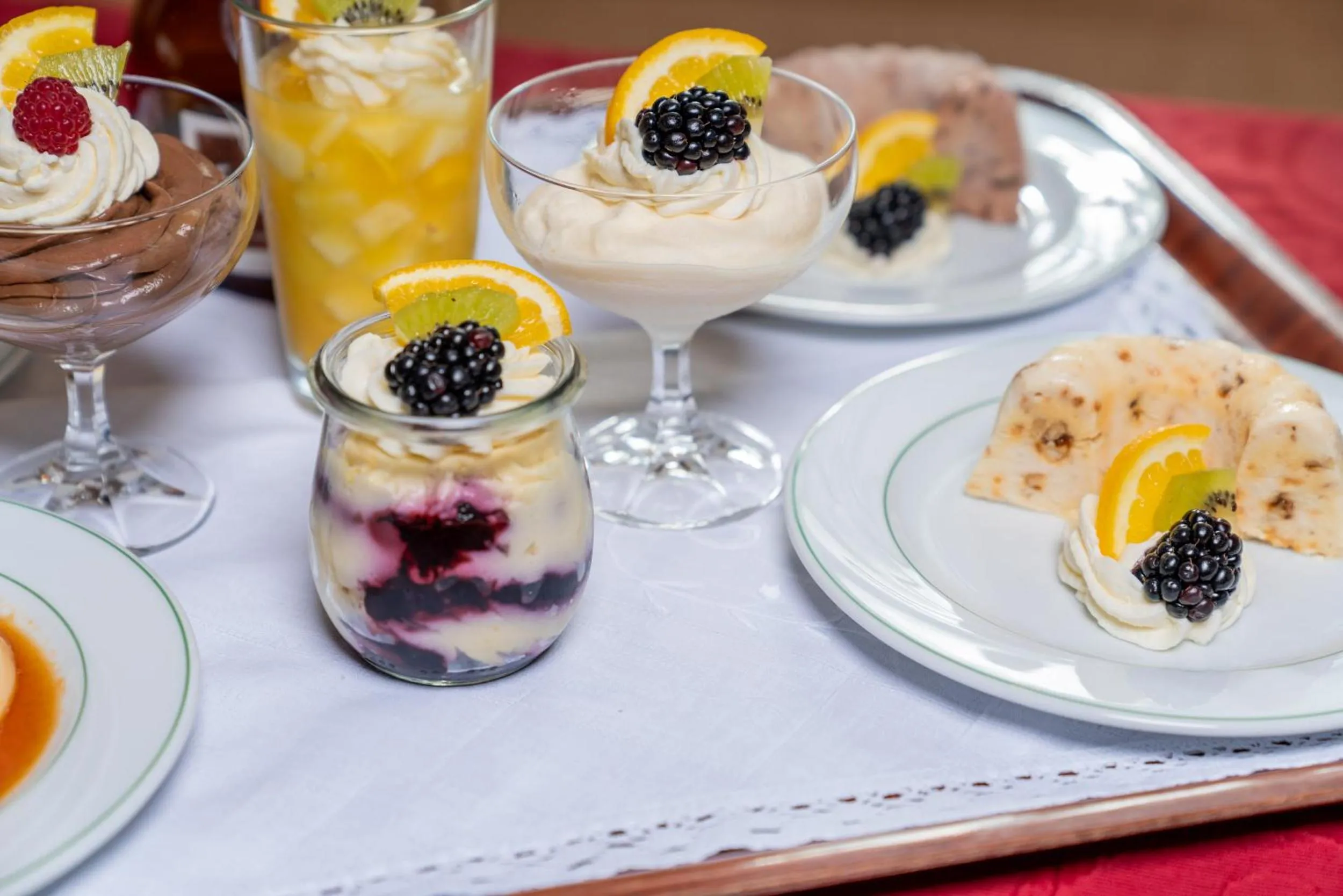 Food in Gasthaus-Pension Zum Kreuz