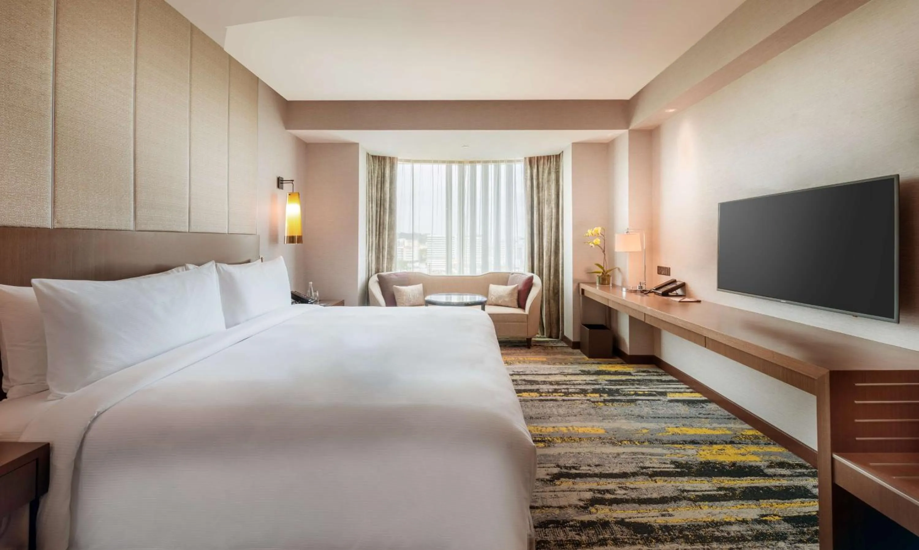 Bed in Hilton Kota Kinabalu