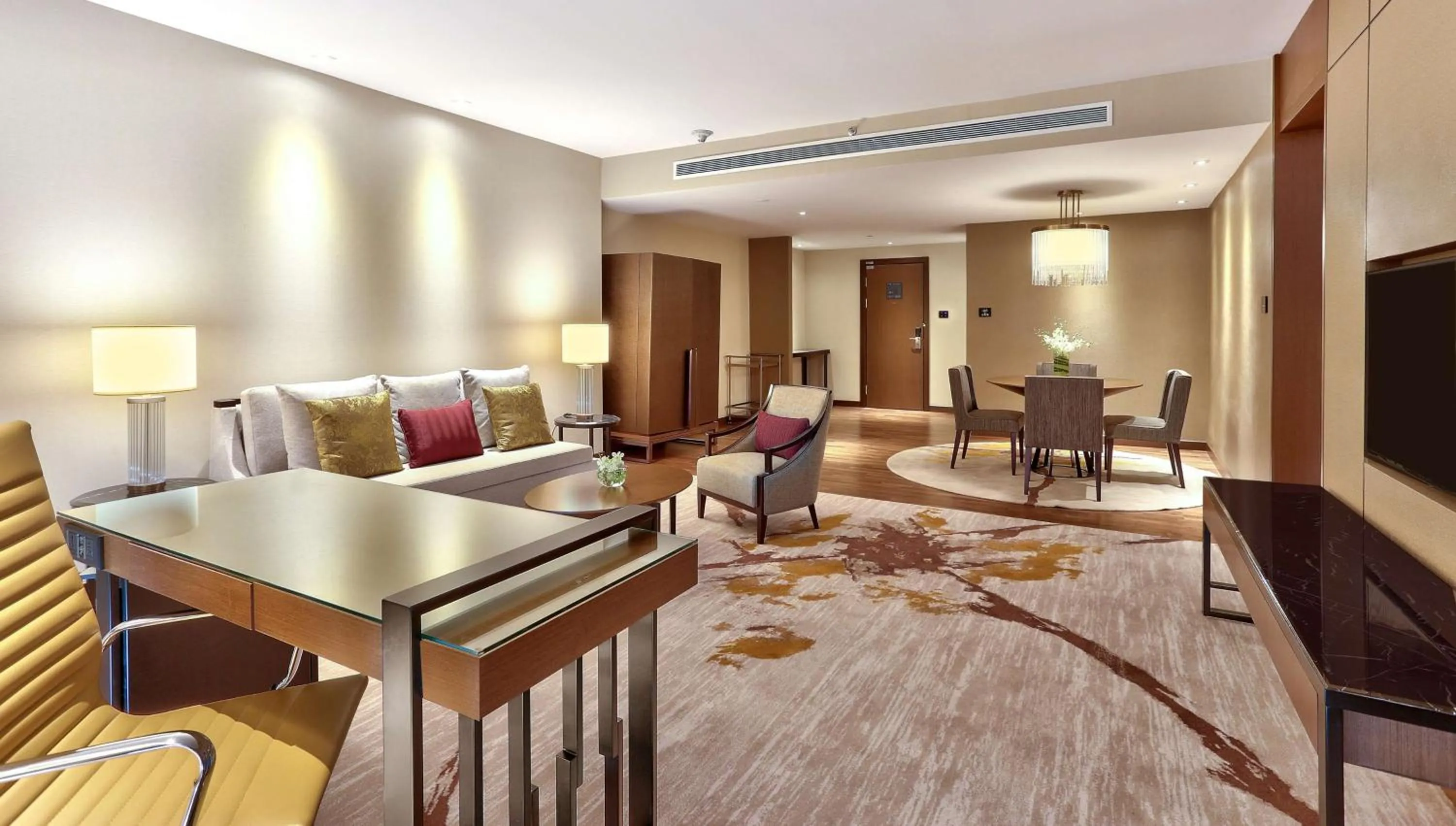 Living room in Hilton Kota Kinabalu