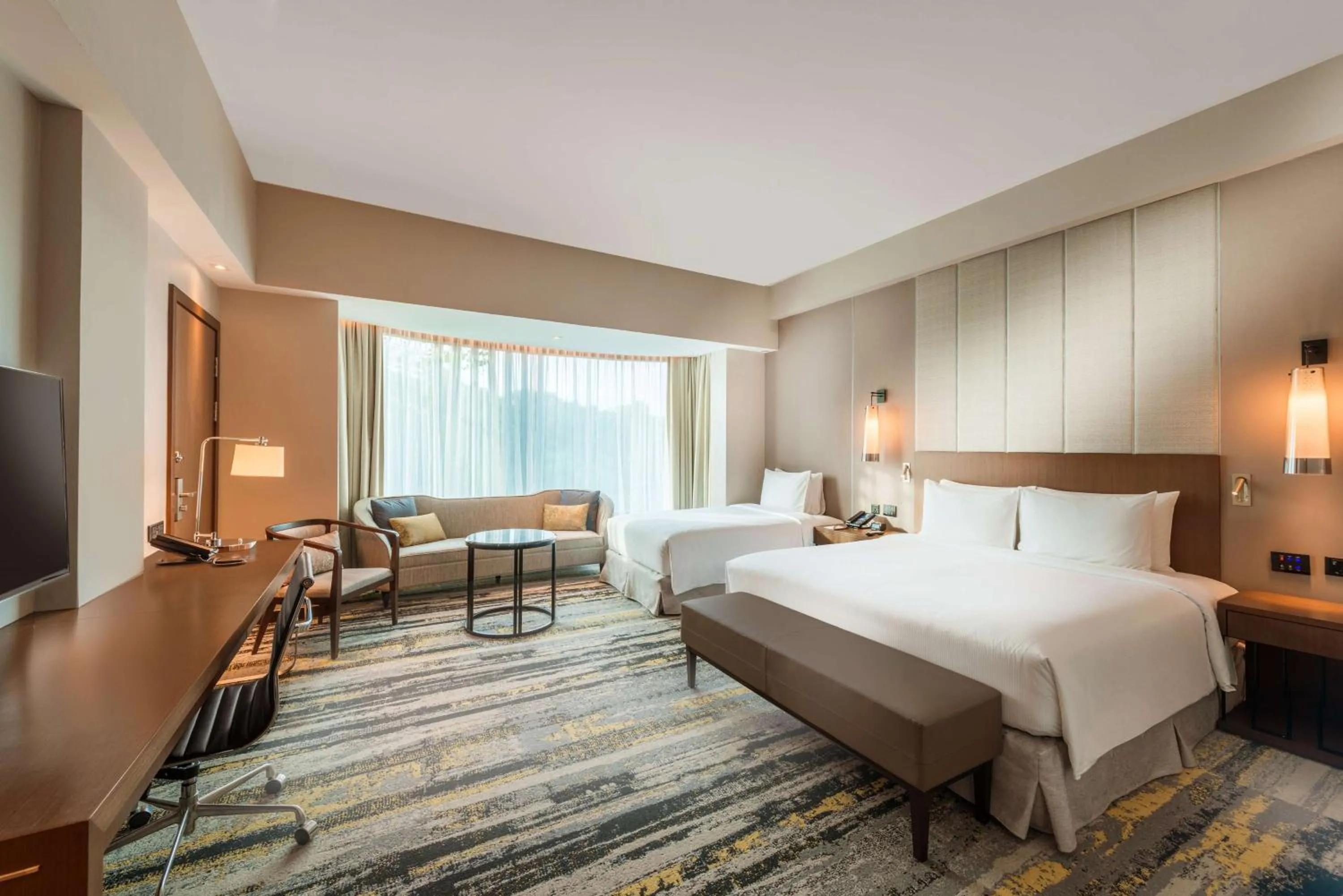 Bed in Hilton Kota Kinabalu