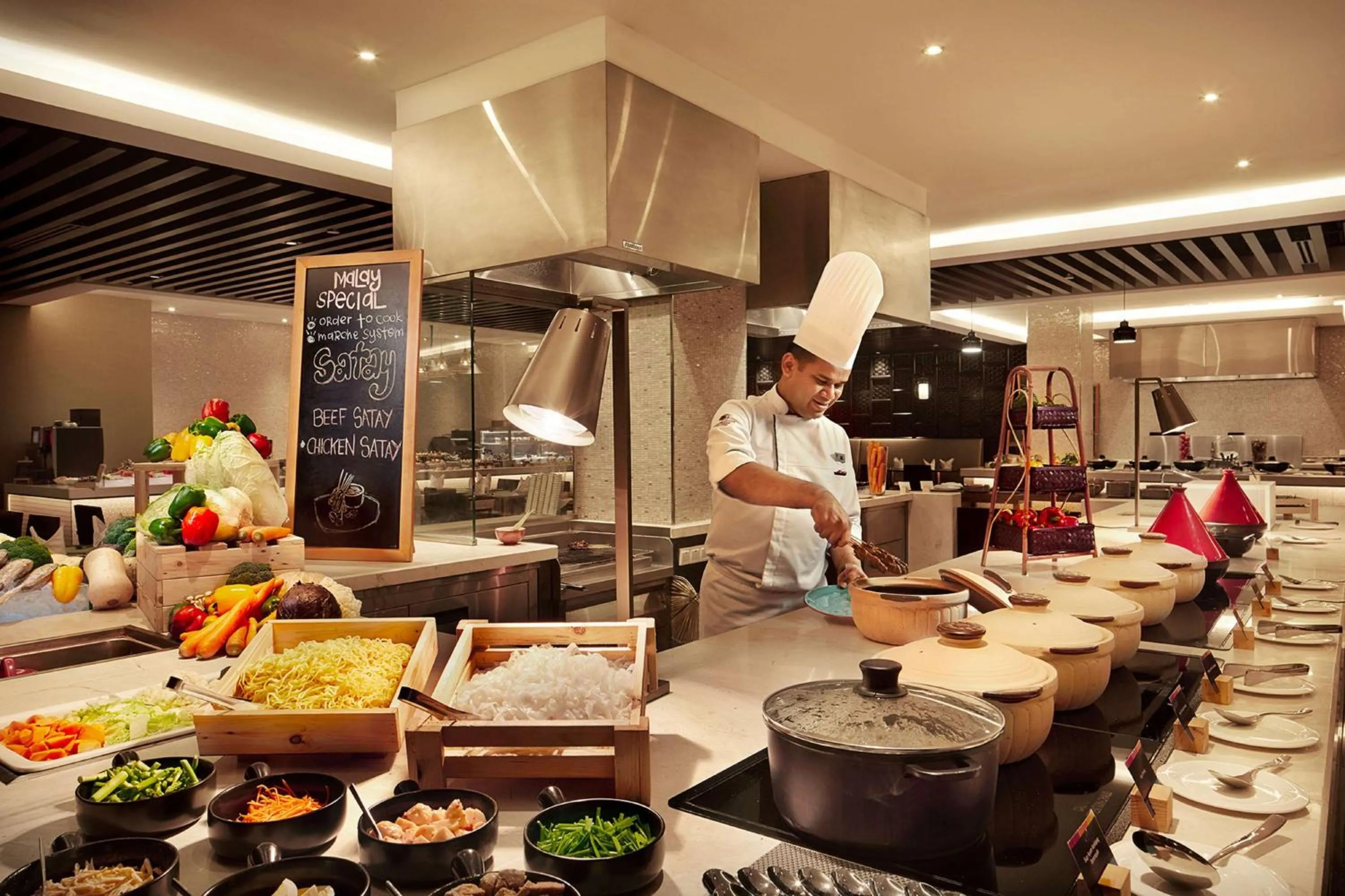 Restaurant/places to eat in DoubleTree by Hilton Melaka