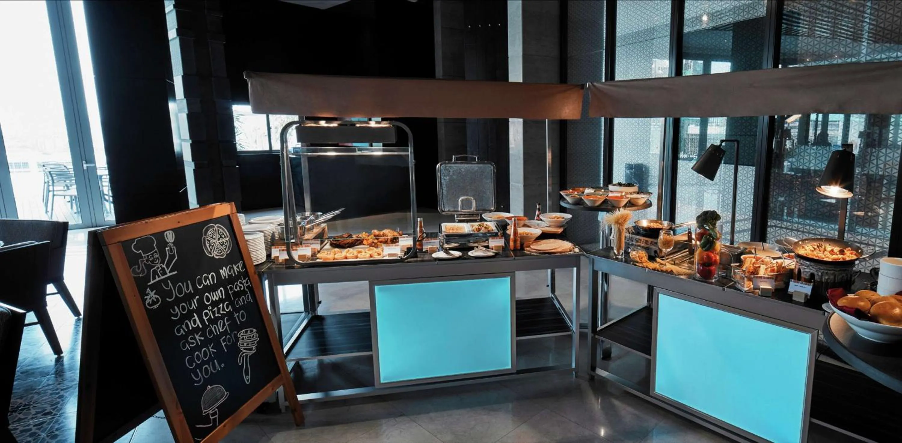 Restaurant/places to eat in DoubleTree by Hilton Melaka