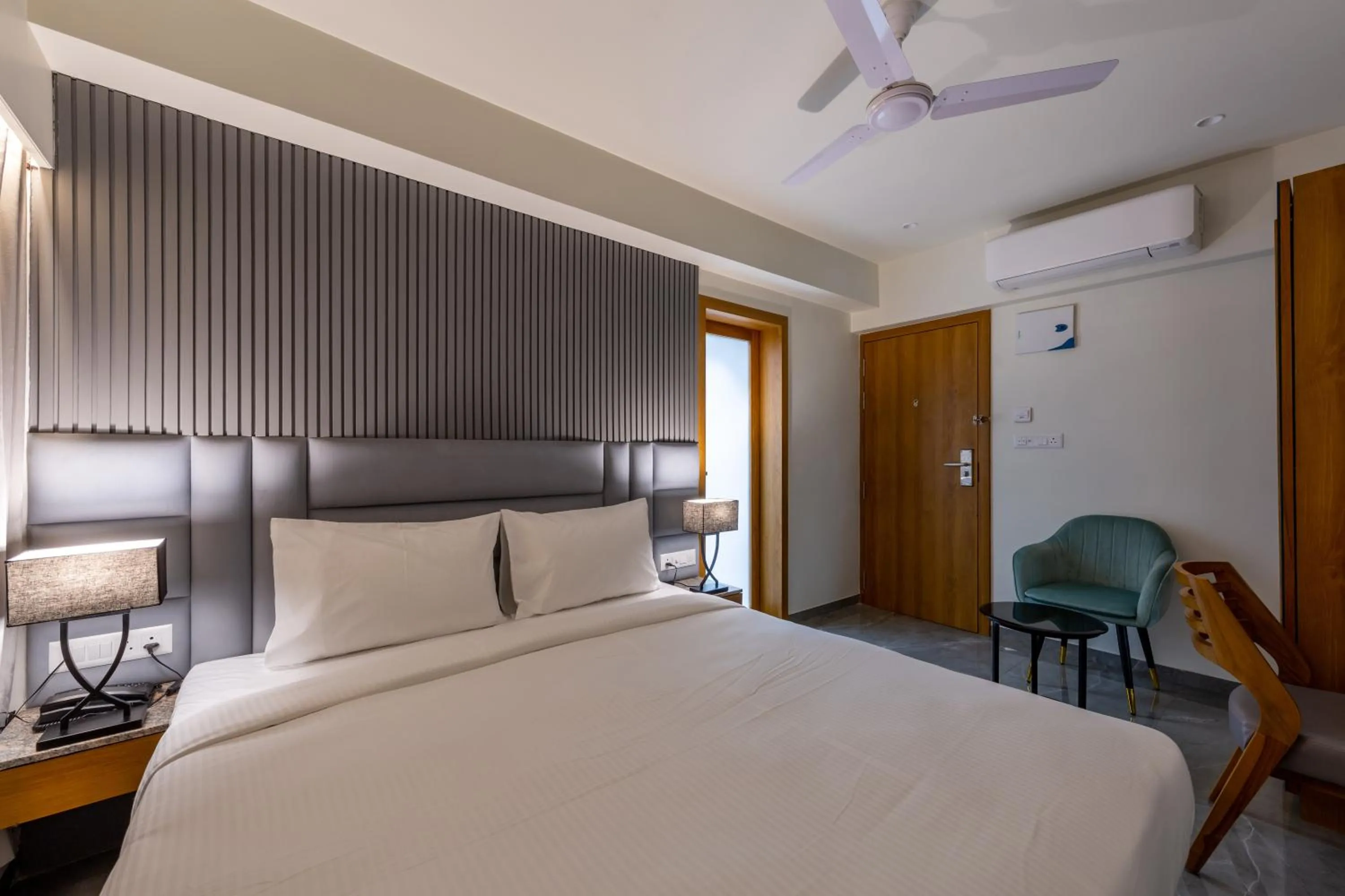 Bed in Hotel Nalanda