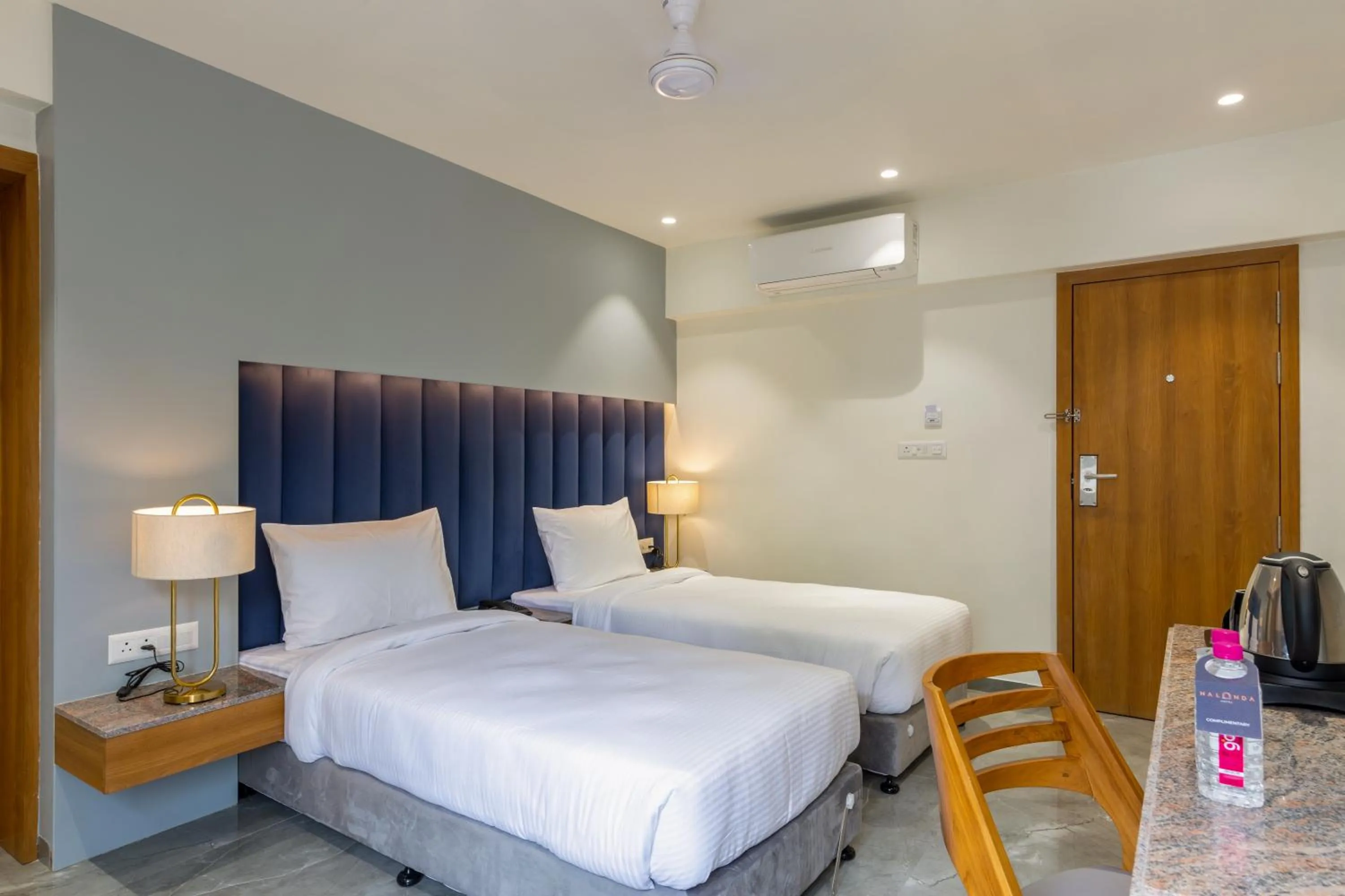 Bed in Hotel Nalanda