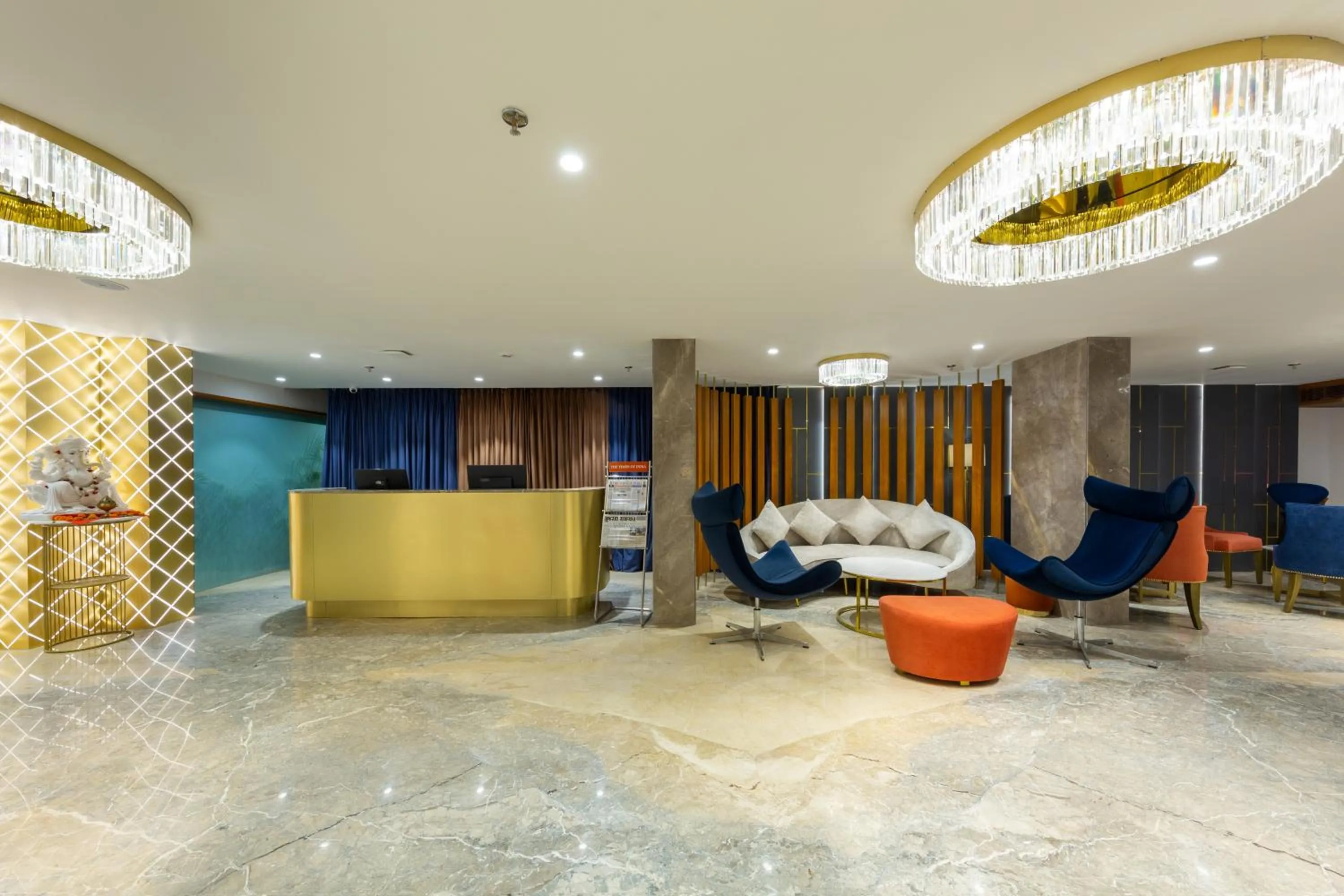 Lobby or reception in Hotel Nalanda