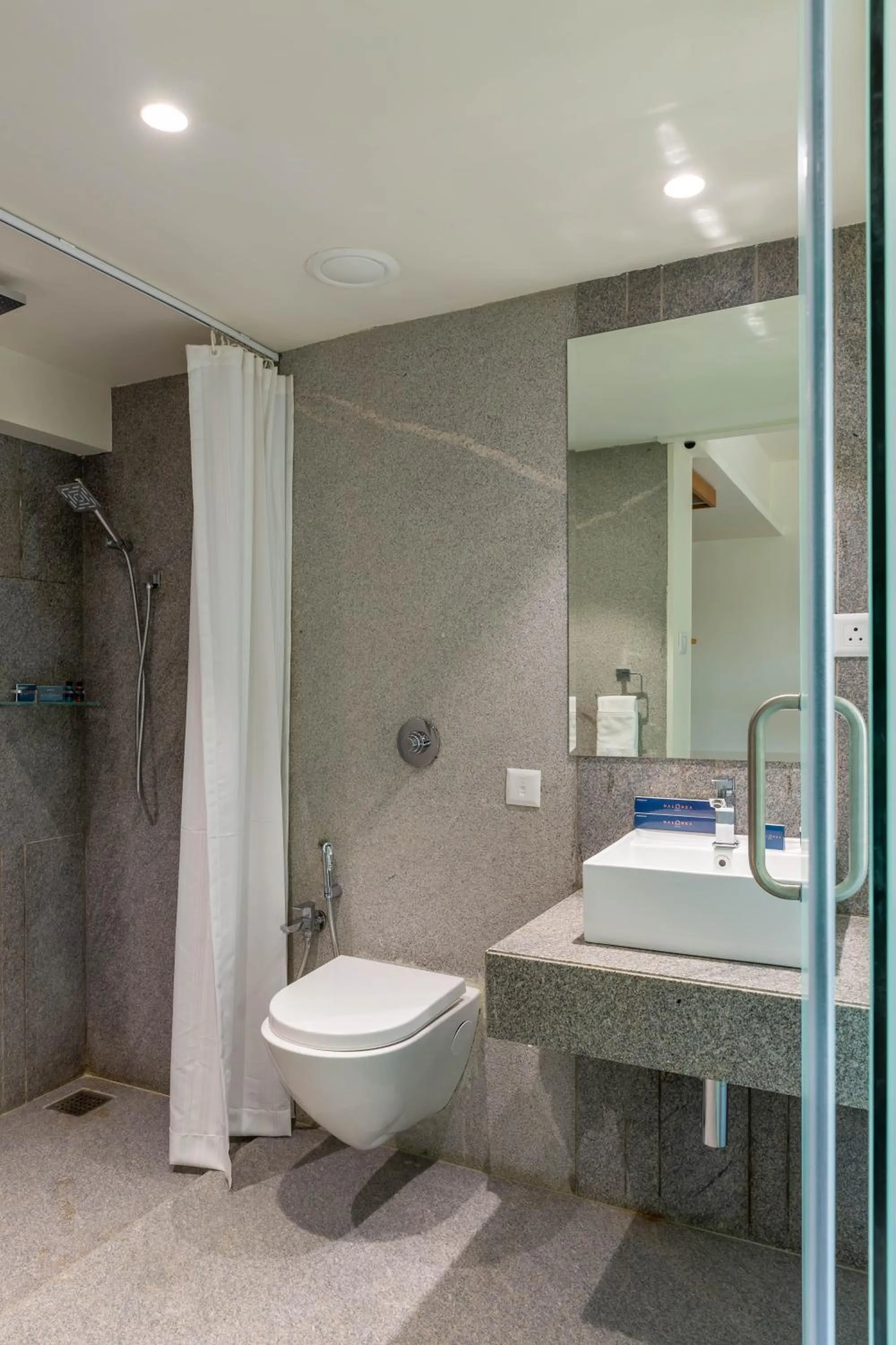 Bathroom in Hotel Nalanda