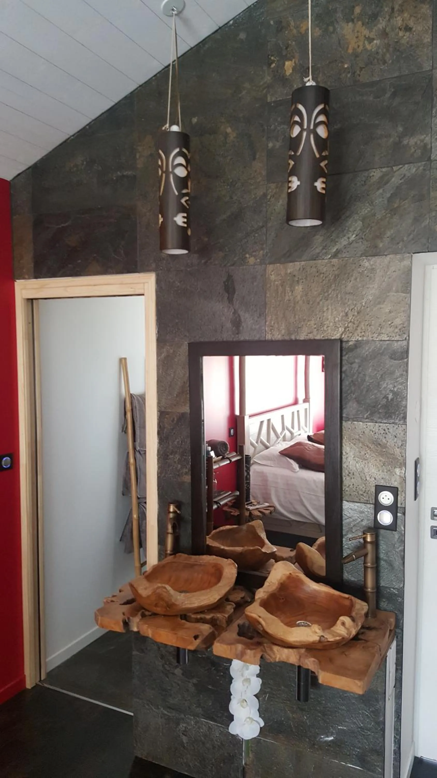 Bathroom, Bed in Villa BORA BORA