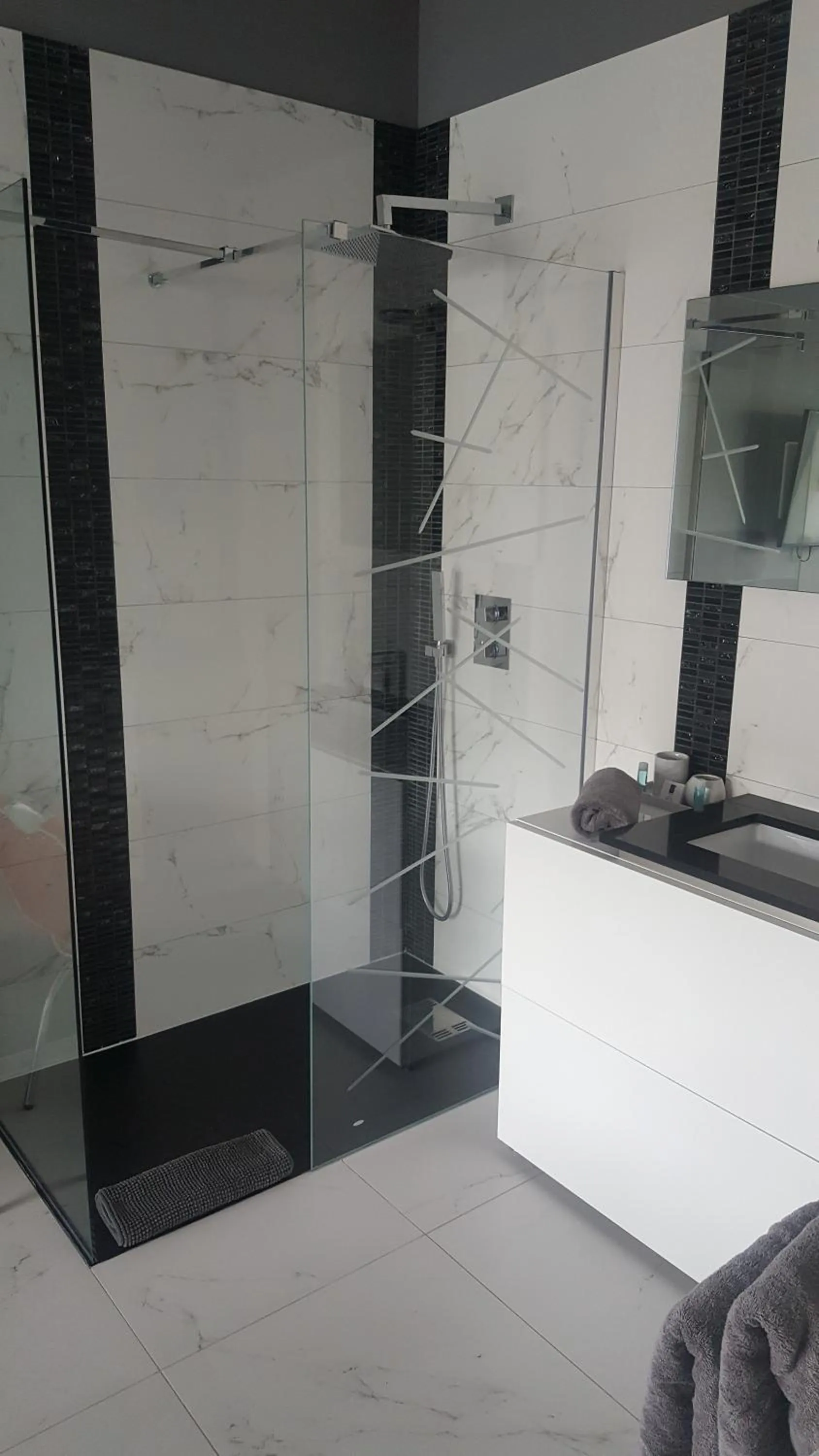 Shower in Villa BORA BORA