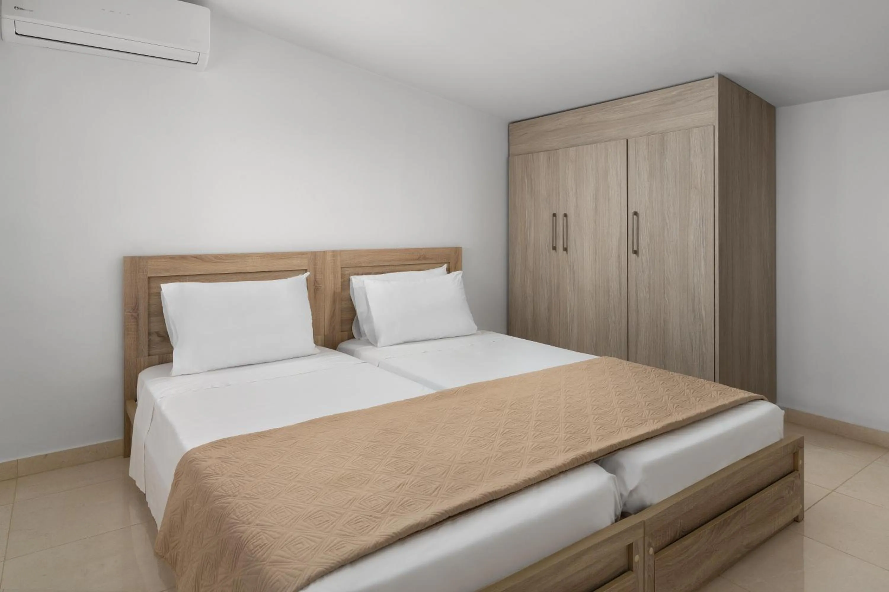 Bedroom, Bed in Sperveri Enalio Villas