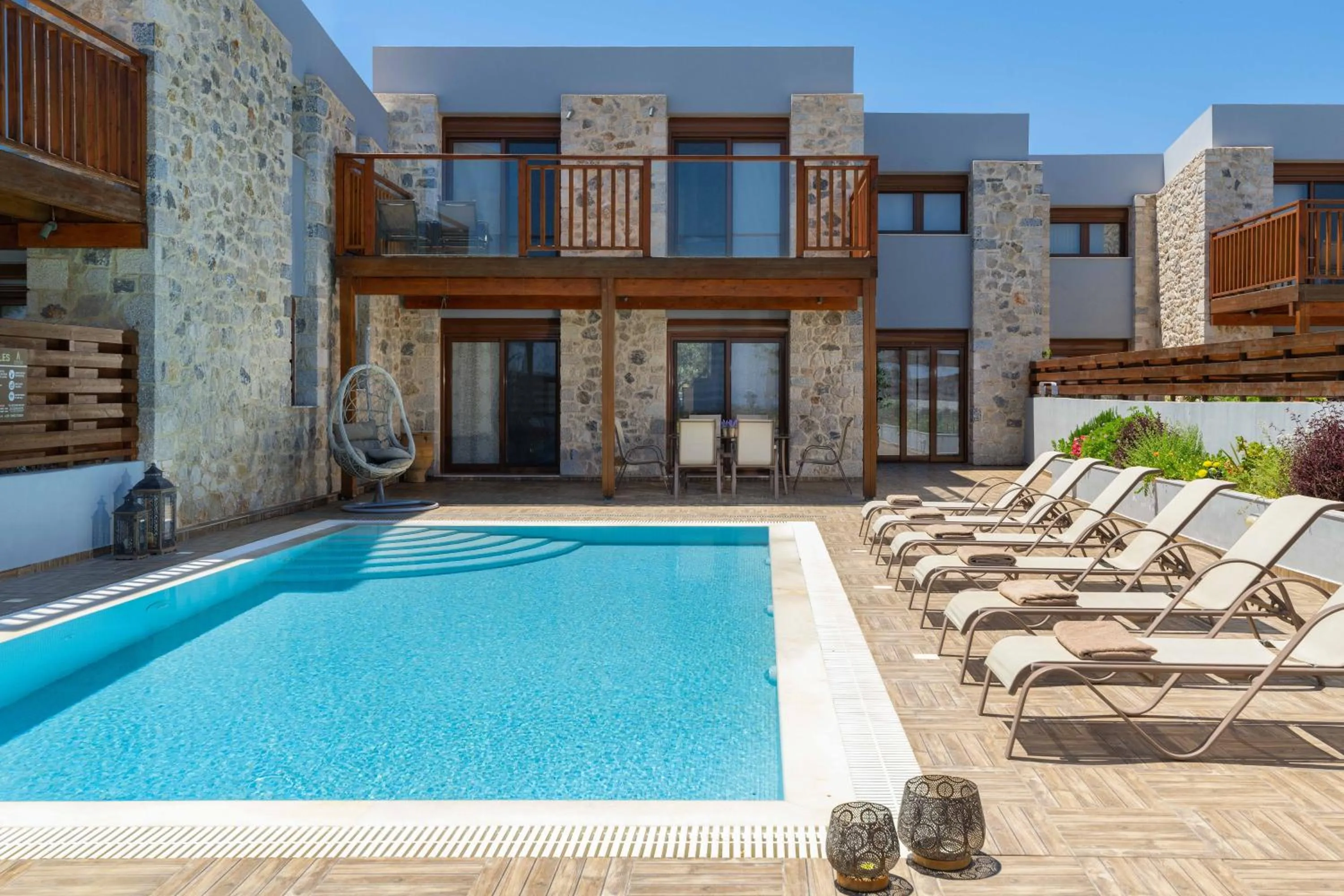 Property building in Sperveri Enalio Villas