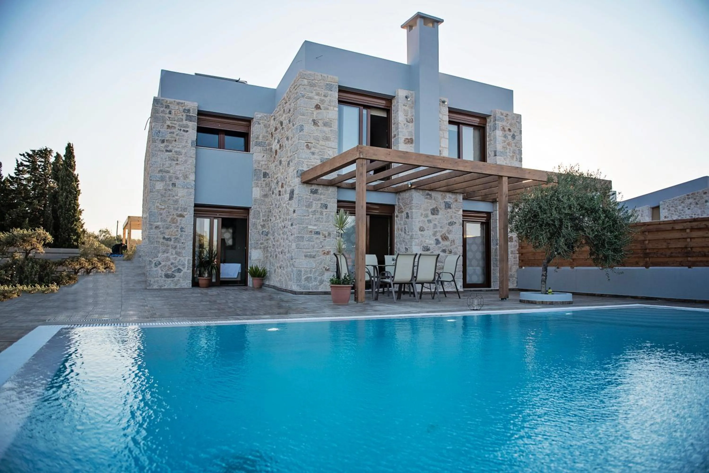 Garden in Sperveri Enalio Villas