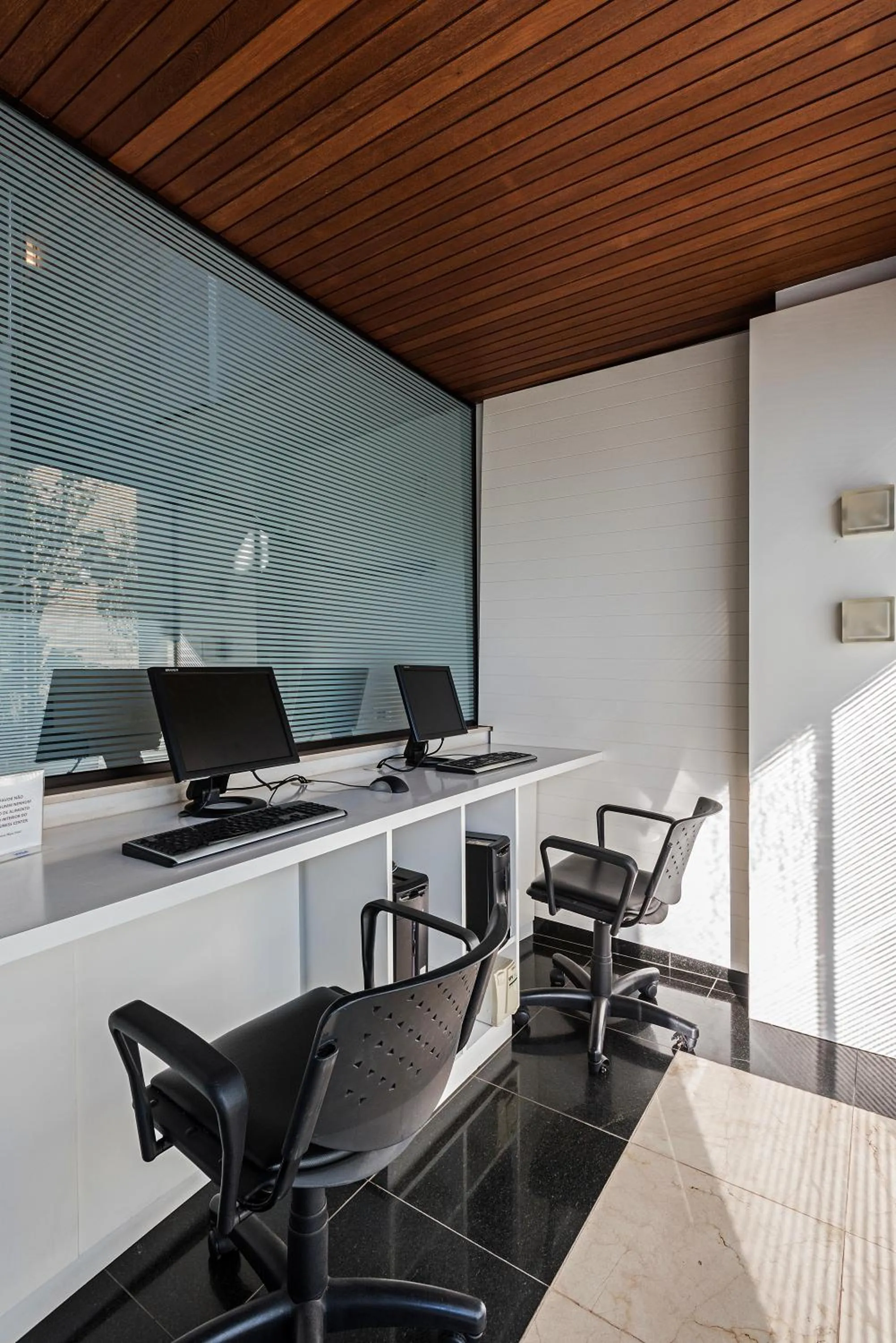 Business facilities in Astron Ponta Grossa Plaza by Nobile