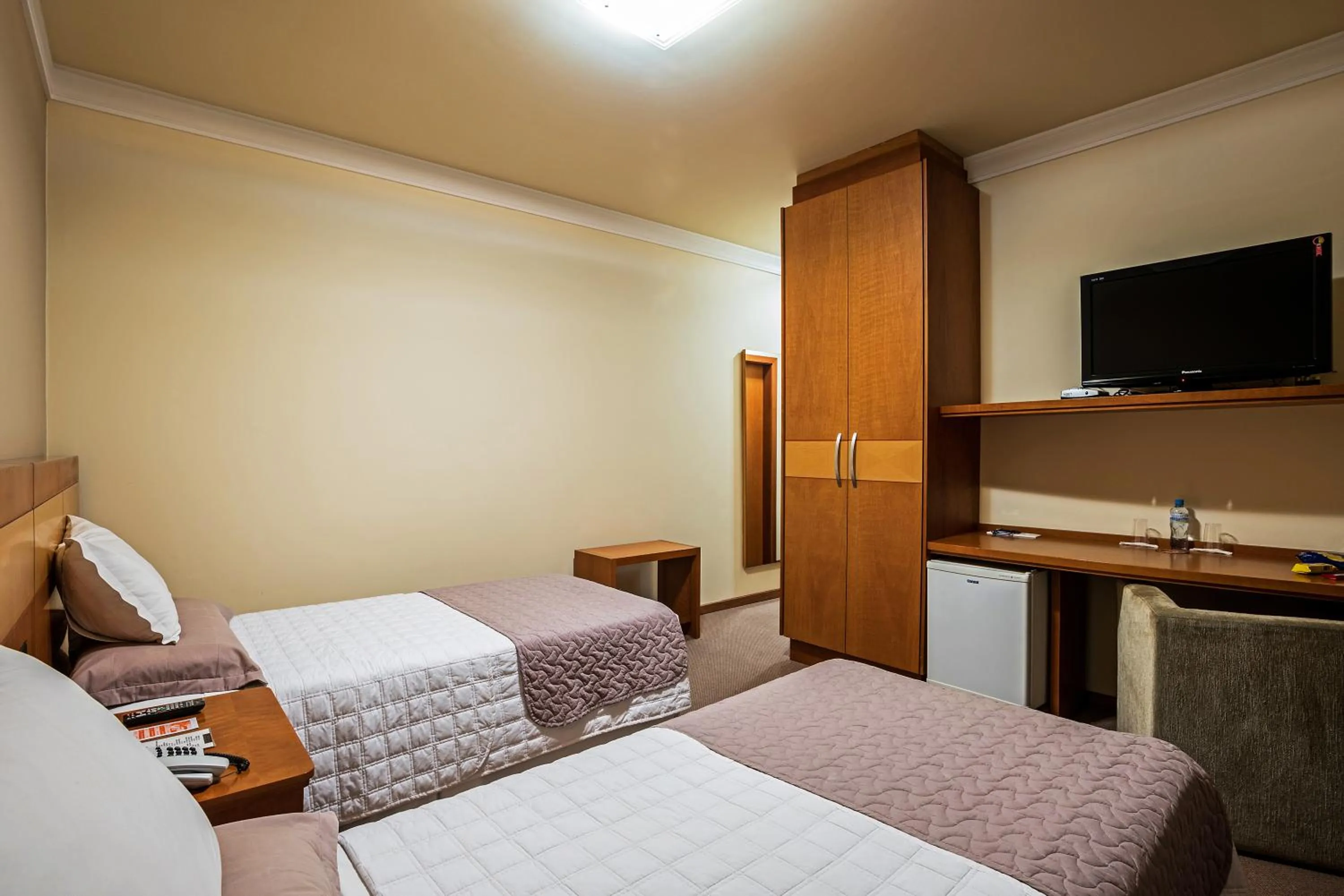 Bed in Astron Ponta Grossa Plaza by Nobile