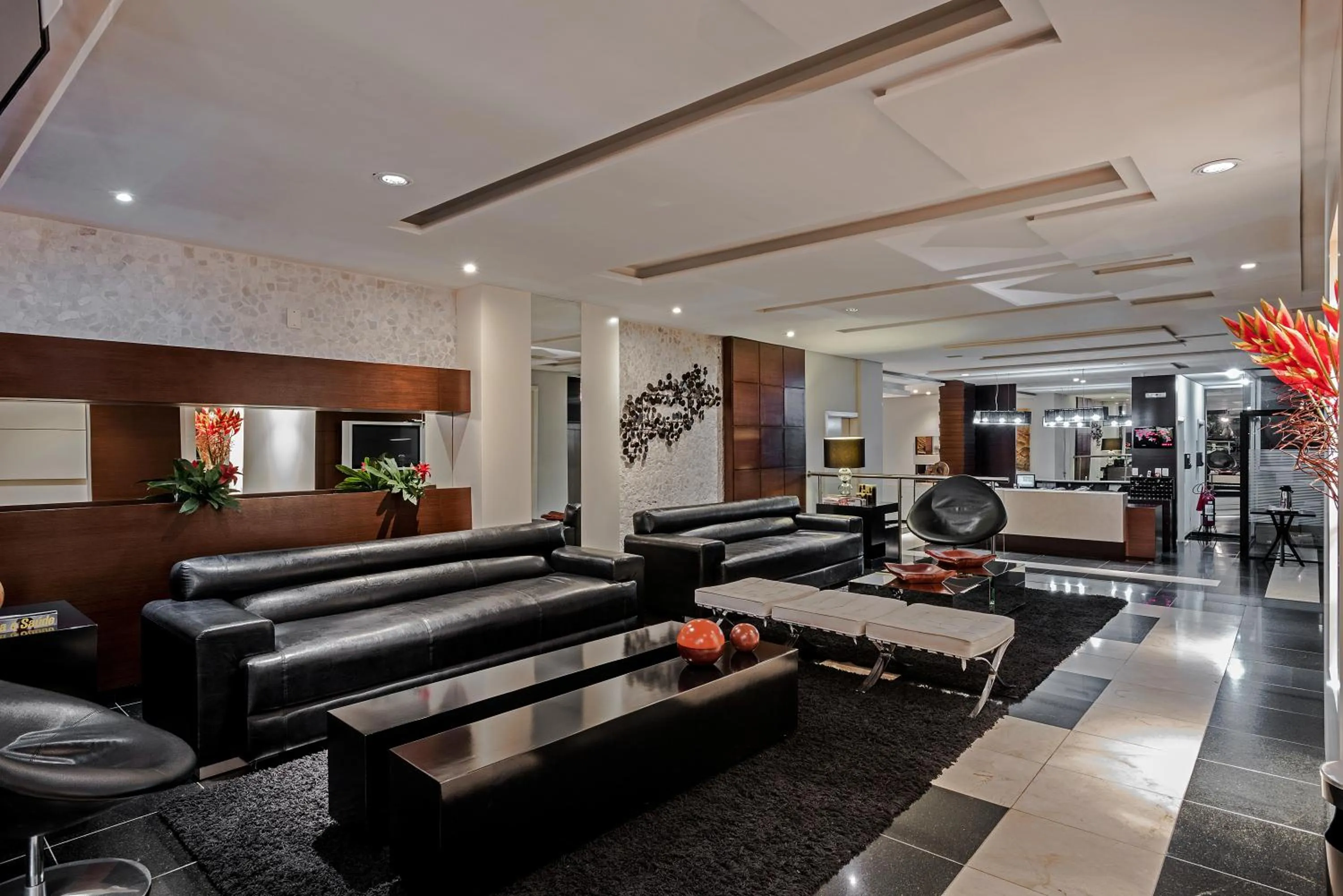 Living room in Astron Ponta Grossa Plaza by Nobile