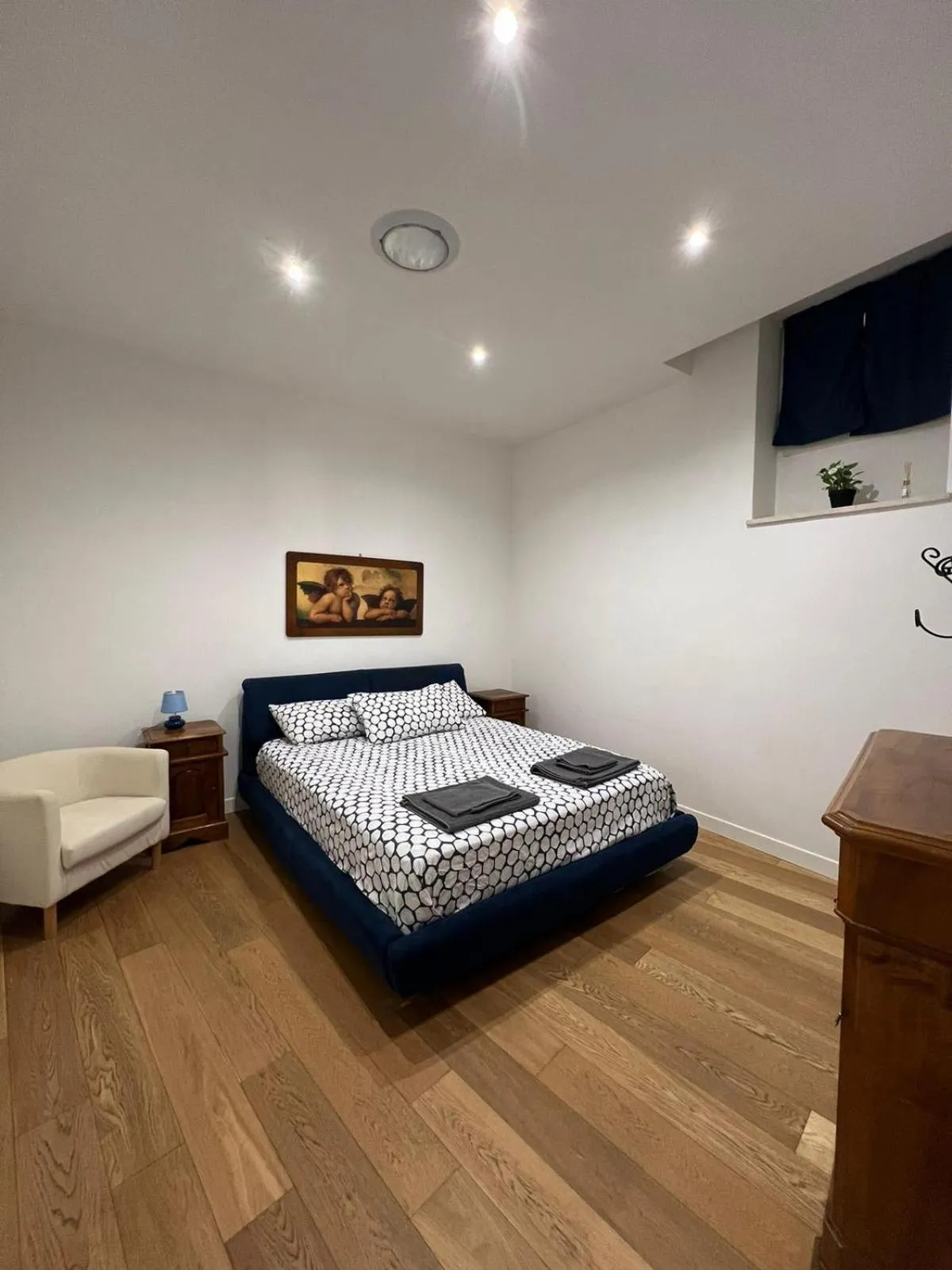 Bedroom, Bed in Miramare