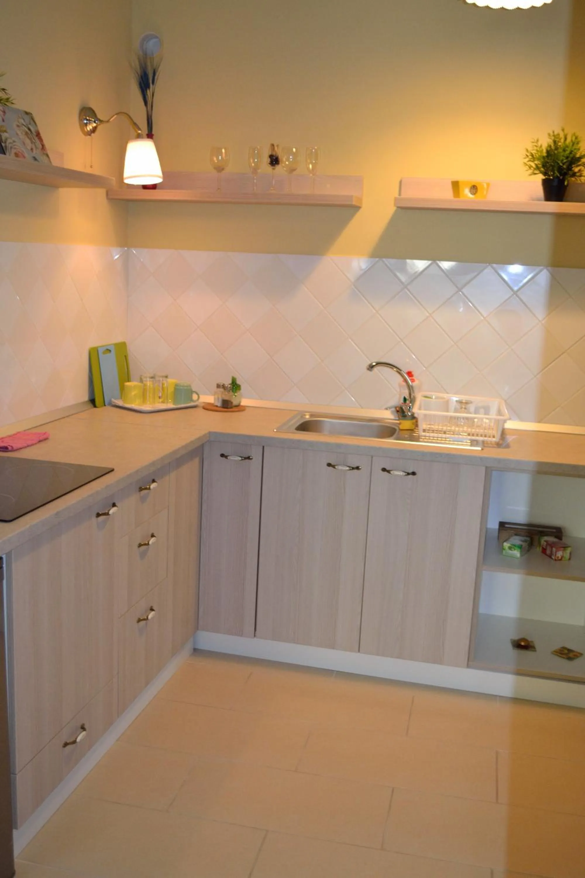 Kitchen or kitchenette in Casa Krone - Piața Sfatului