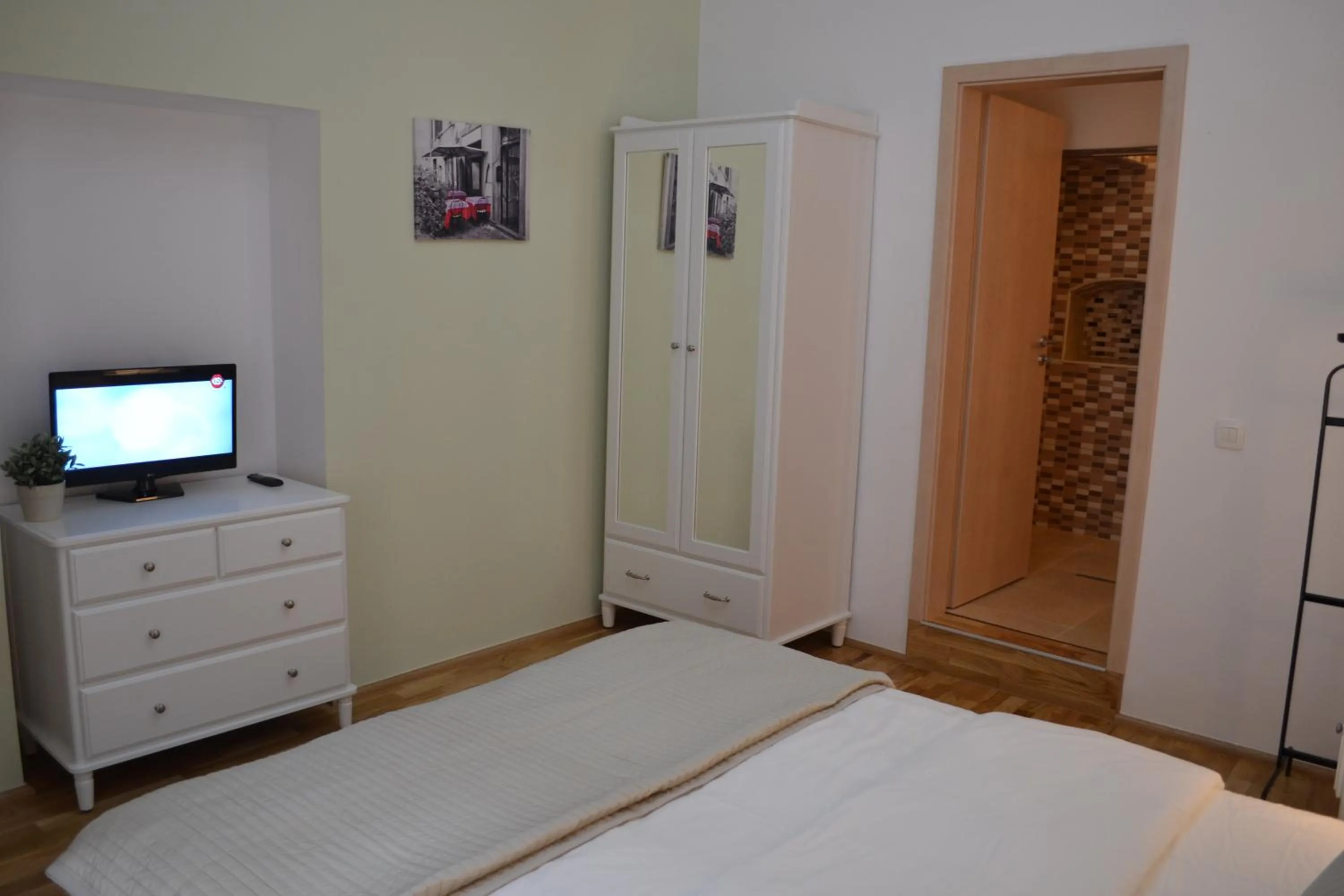 Photo of the whole room, Bed in Casa Krone - Piața Sfatului