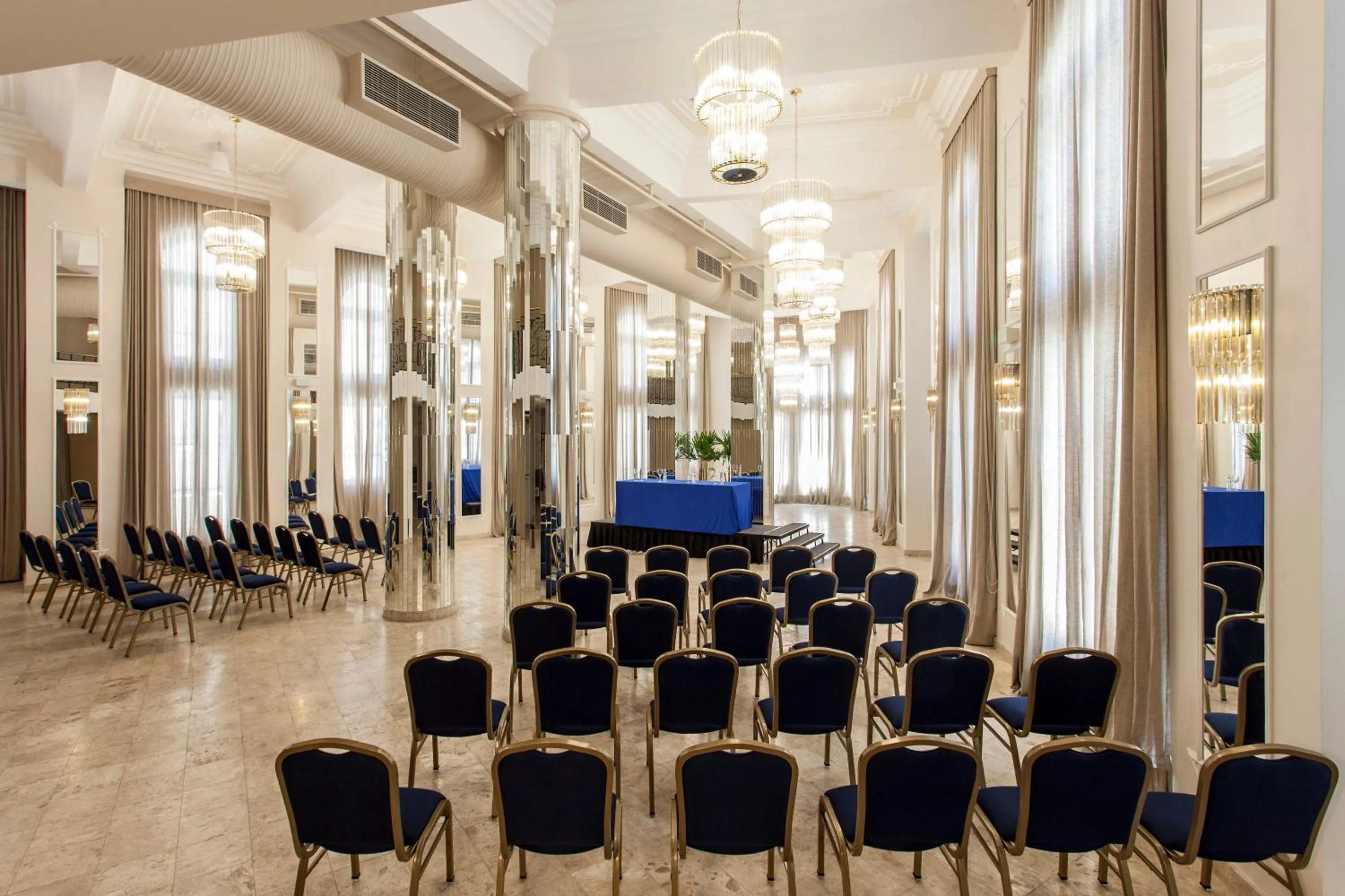 Food close-up in Fera Palace Hotel
