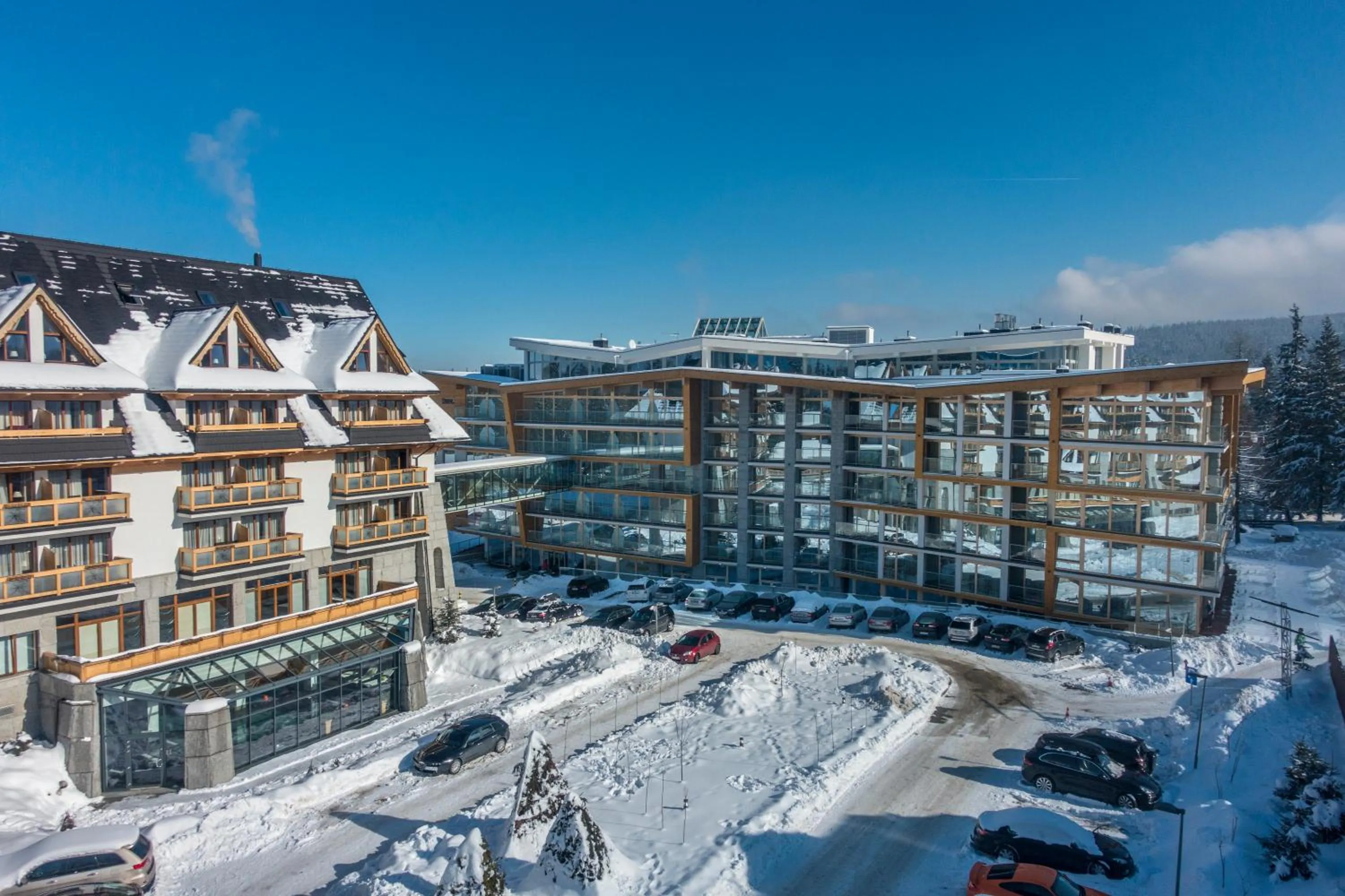 Property building in Rezydencja II Nosalowy Dwór