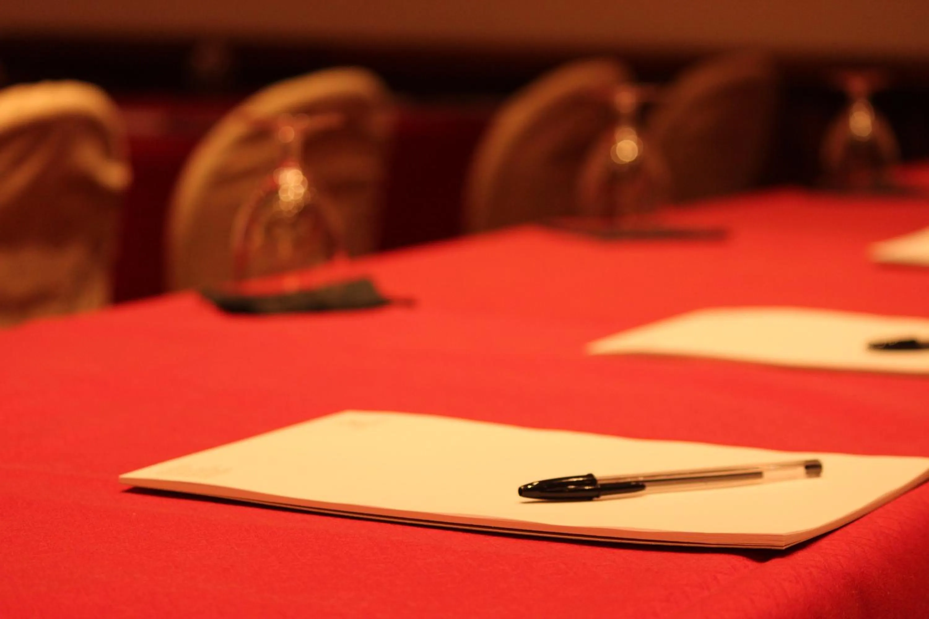Communal lounge/ TV room in Savoia Palace Hotel