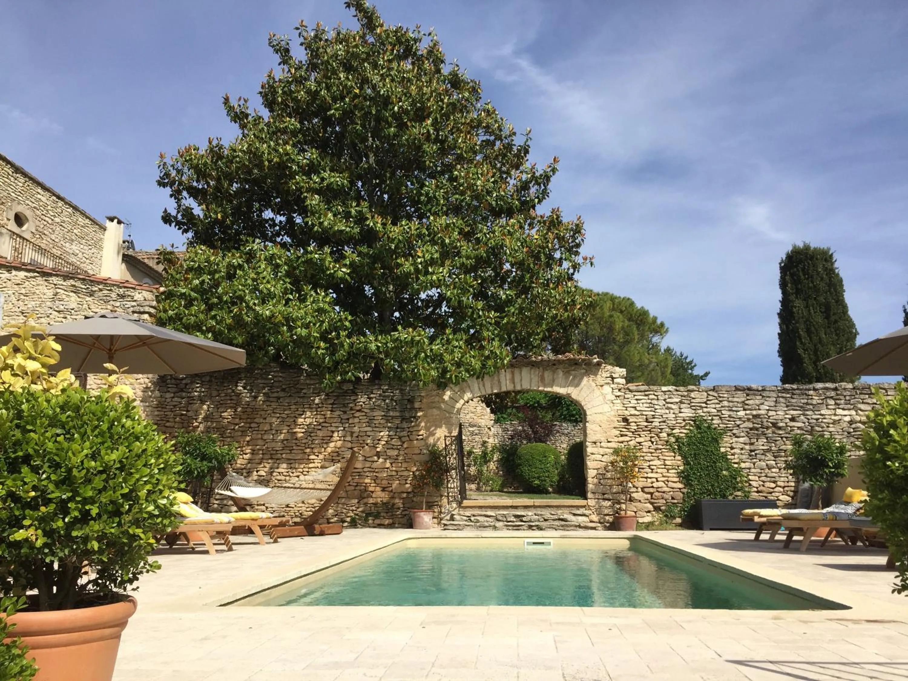 Pool view in Domaine Les Martins - Gordes