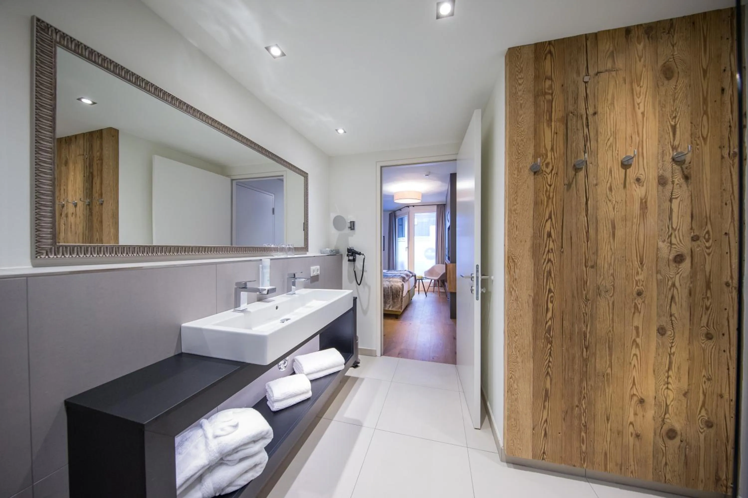 Bathroom in TWO TIMEZ - Boutique Hotel