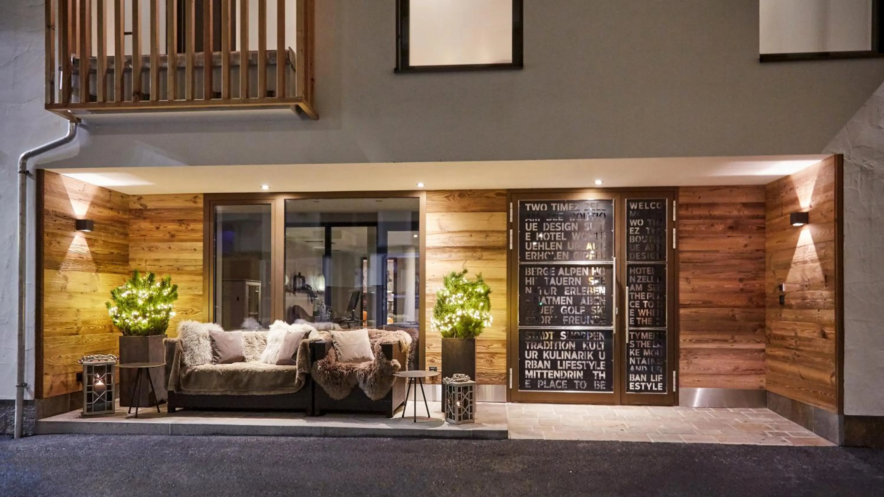 Facade/entrance in TWO TIMEZ - Boutique Hotel