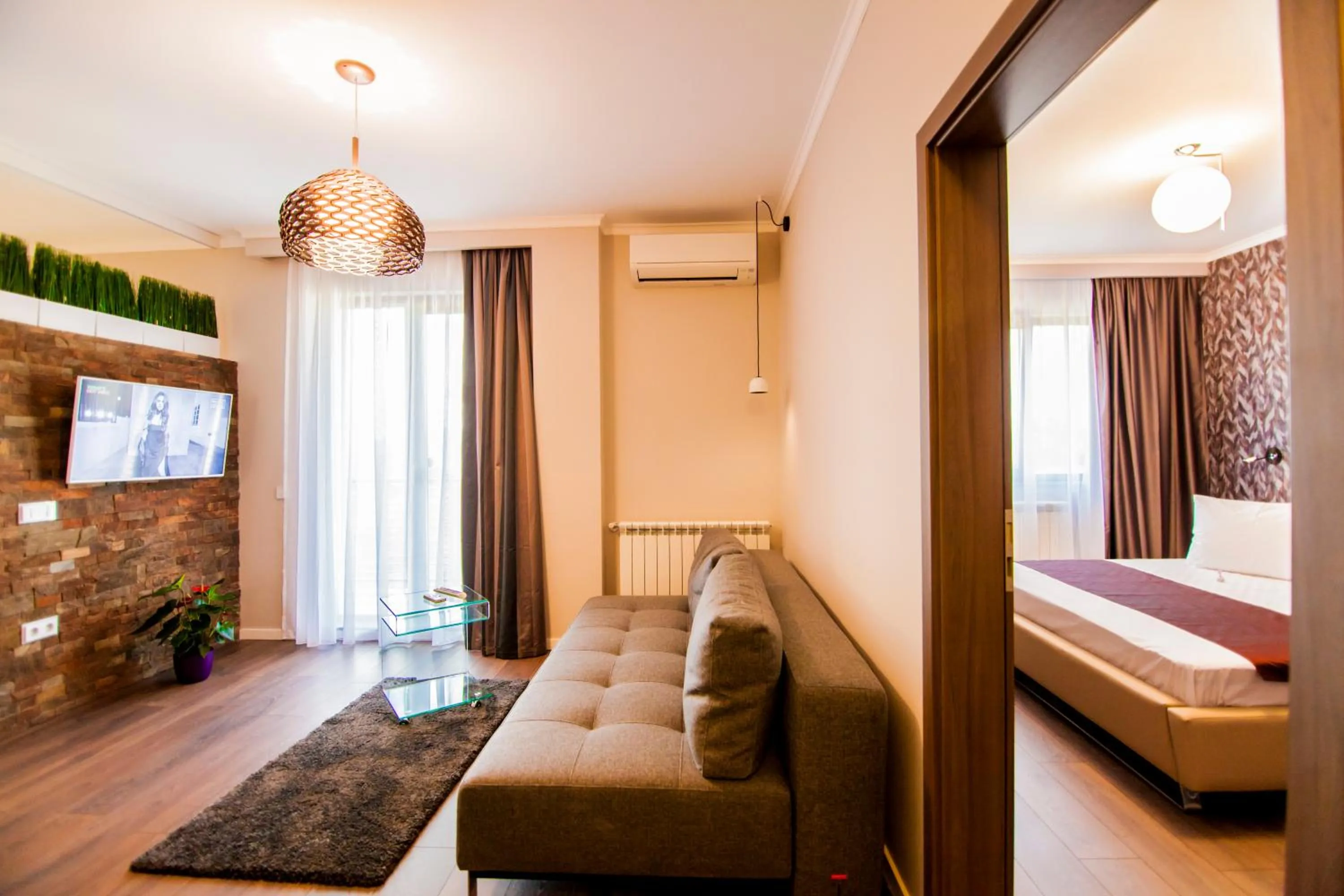 Property building, Bed in Cluj Business Class